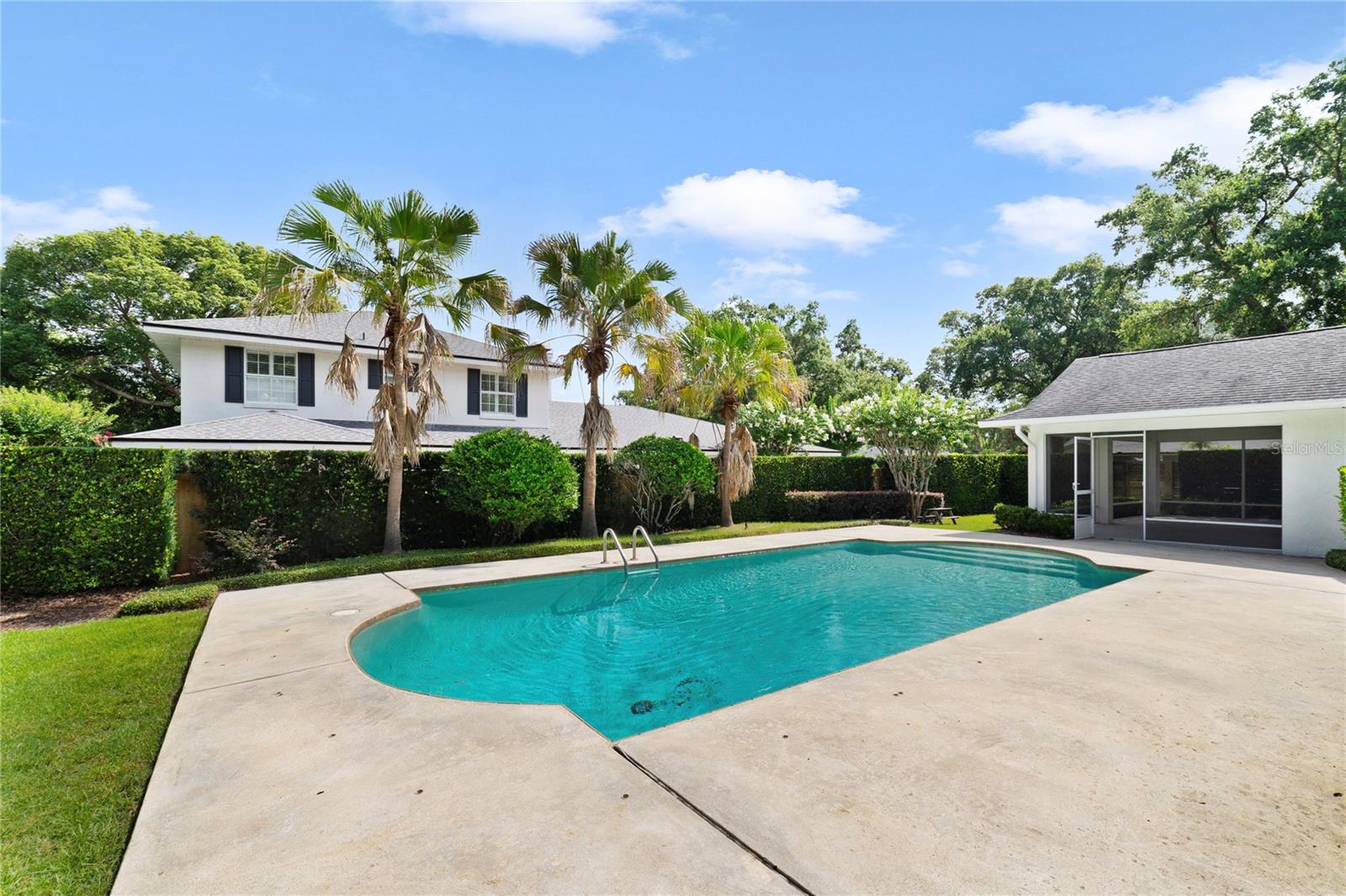 1615 KING ARTHUR CIR