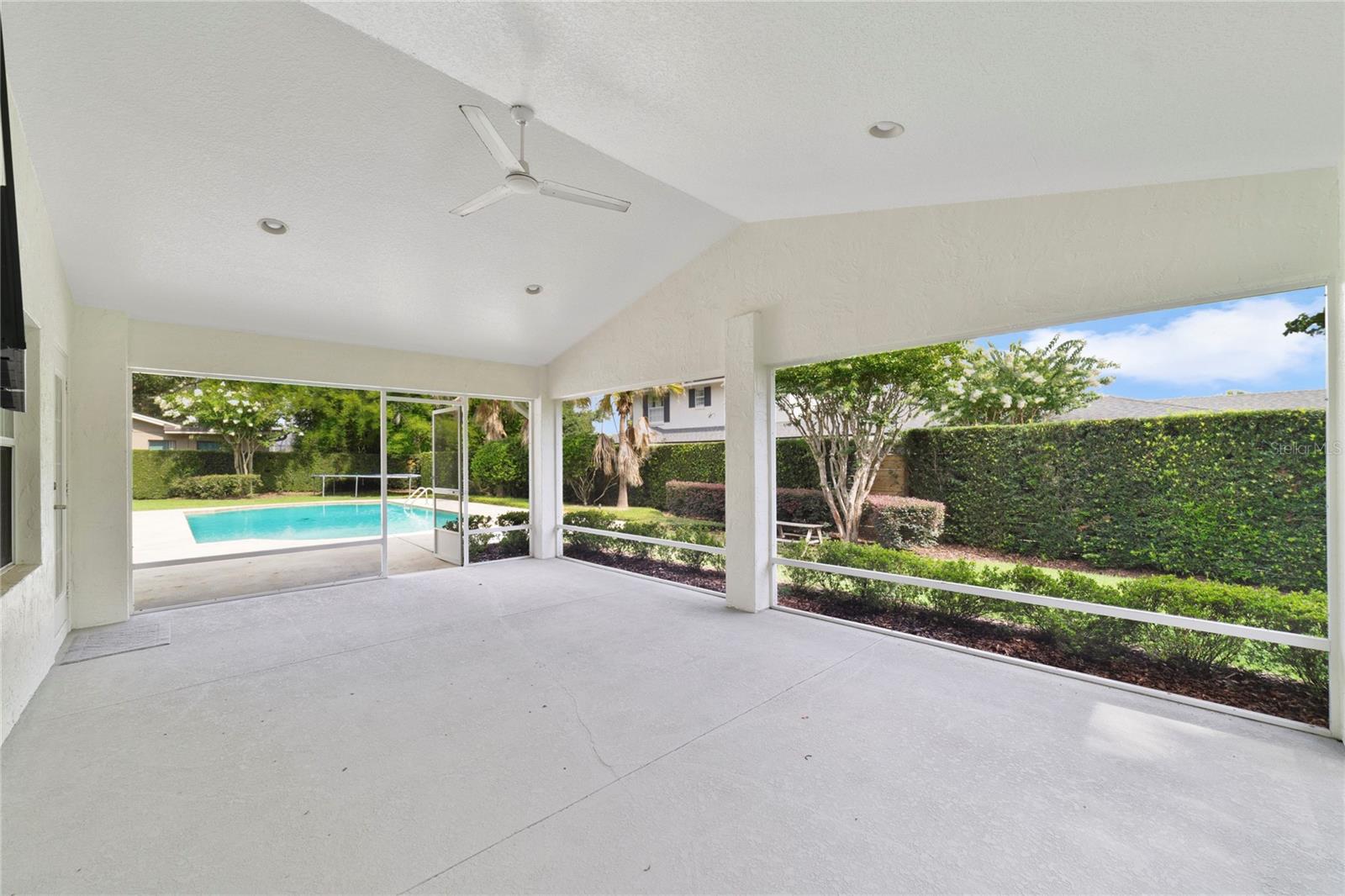 1615 KING ARTHUR CIR