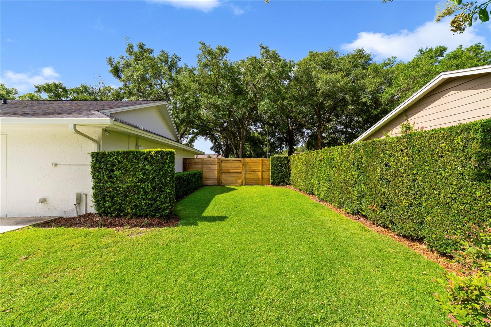 1615 KING ARTHUR CIR