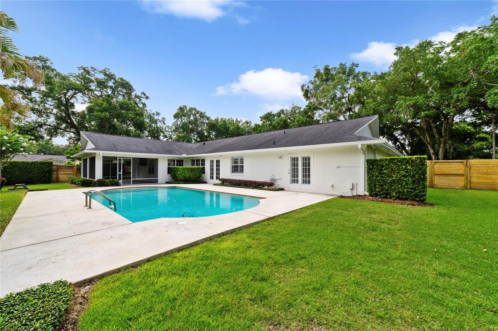 1615 KING ARTHUR CIR