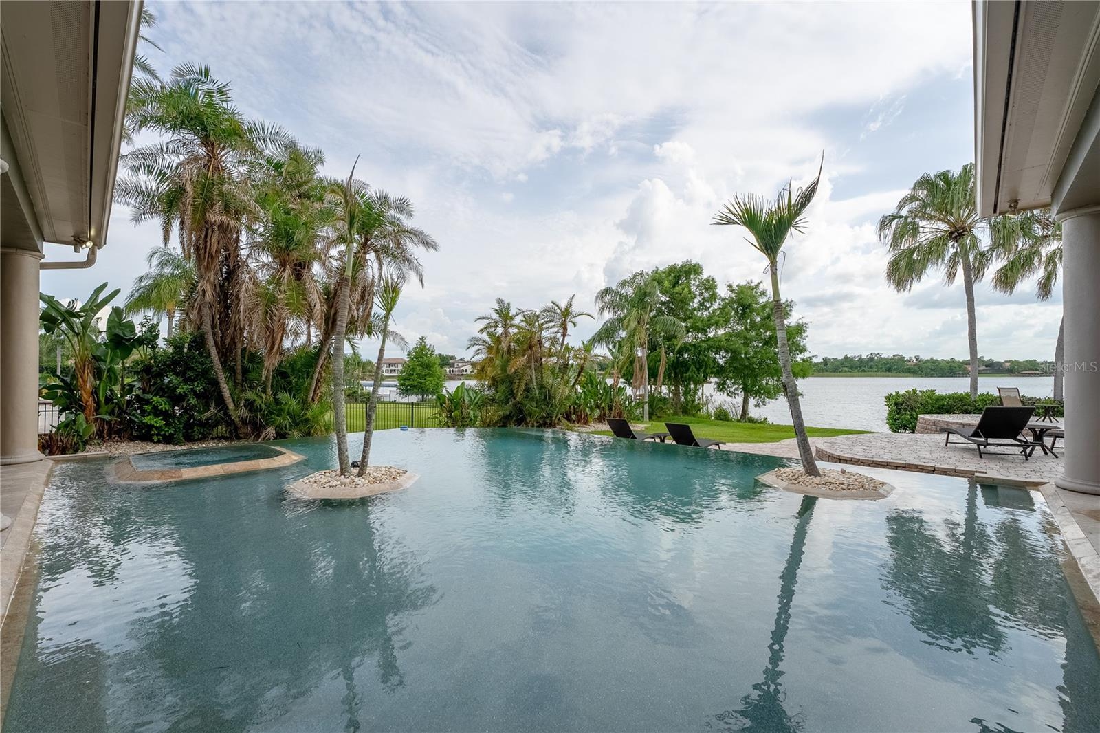 1408 LAKE WHITNEY DRIVE
