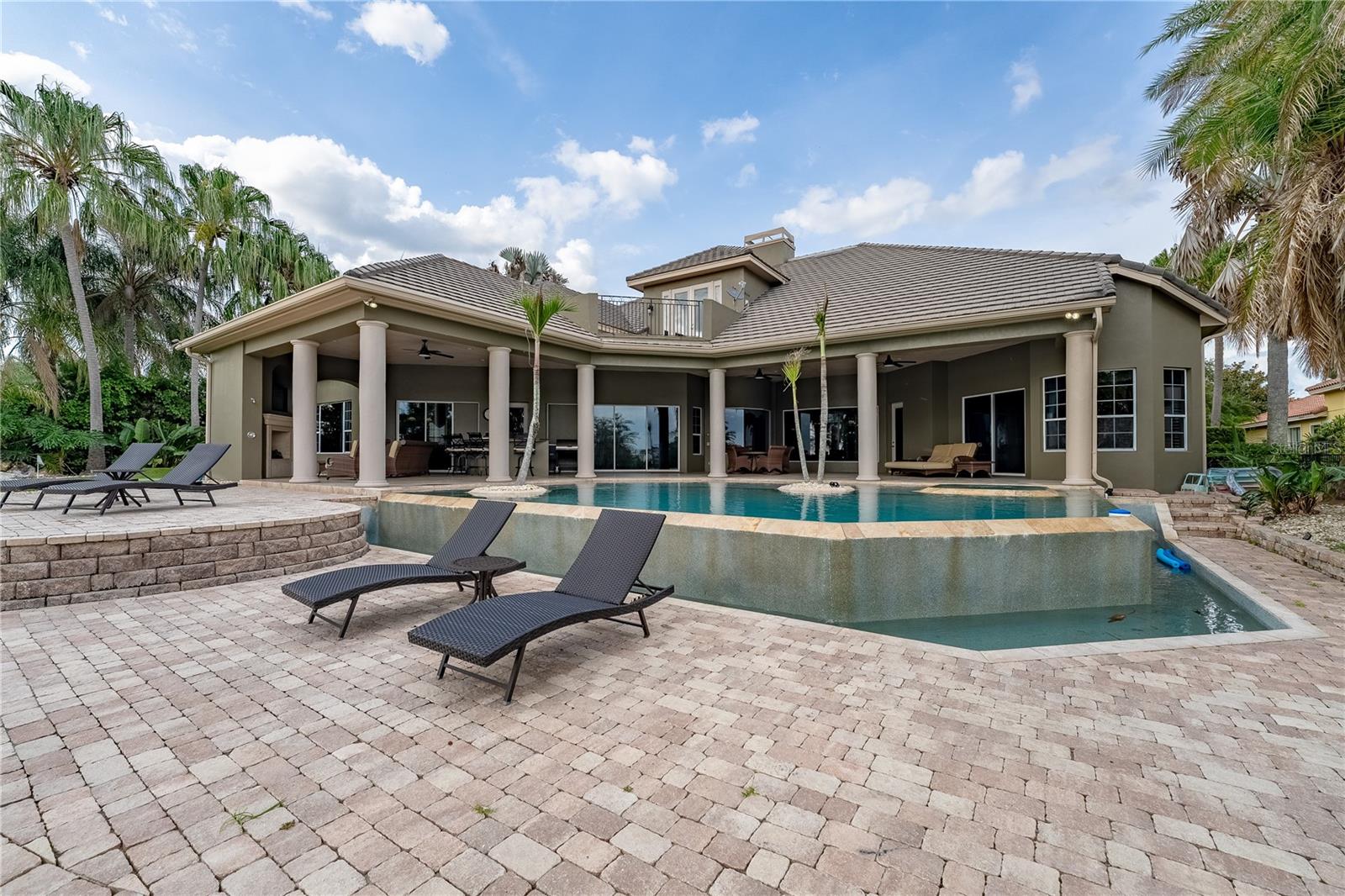 1408 LAKE WHITNEY DRIVE