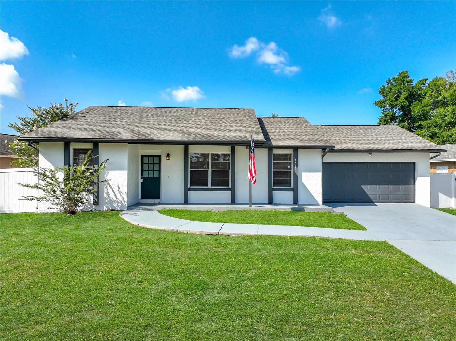 8426 VILLAGE GREEN RD