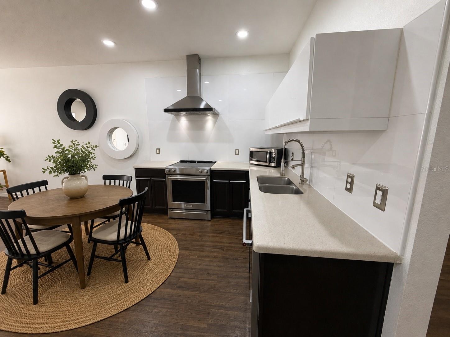 12210 LANGSTAFF DR