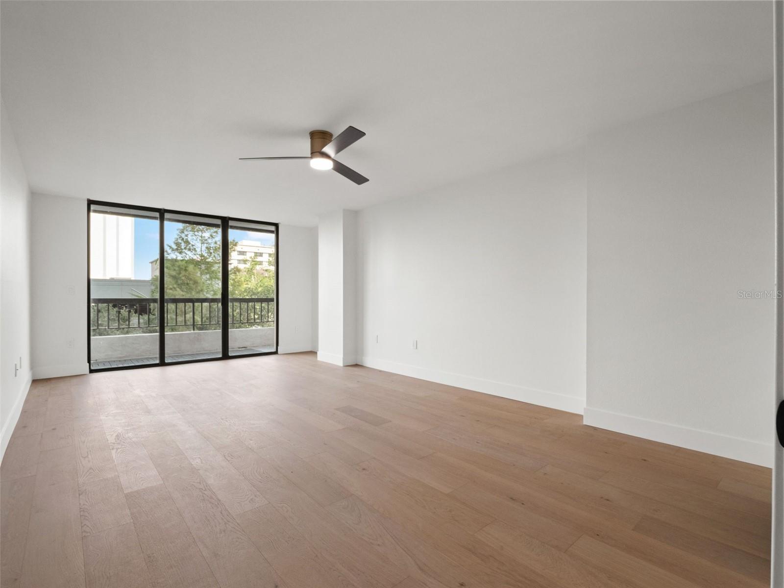 530 E CENTRAL BLVD #405