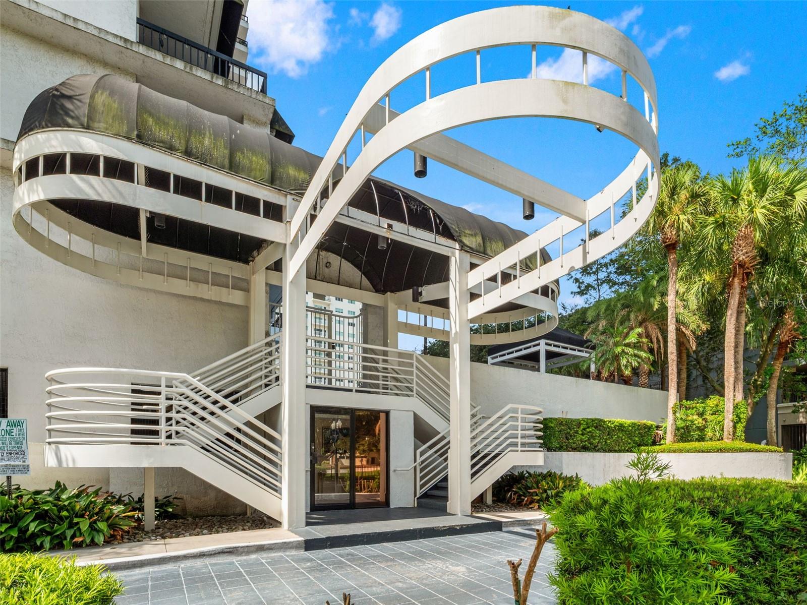 530 E CENTRAL BLVD #405