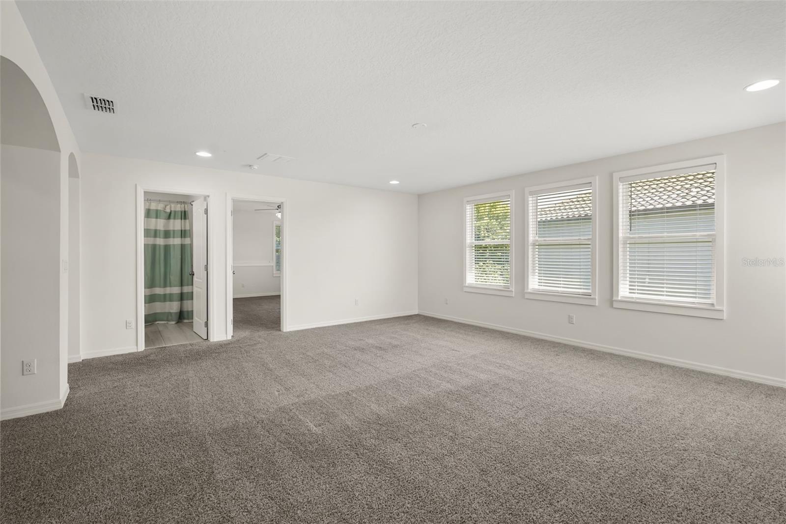 7389 JOHN HANCOCK DR