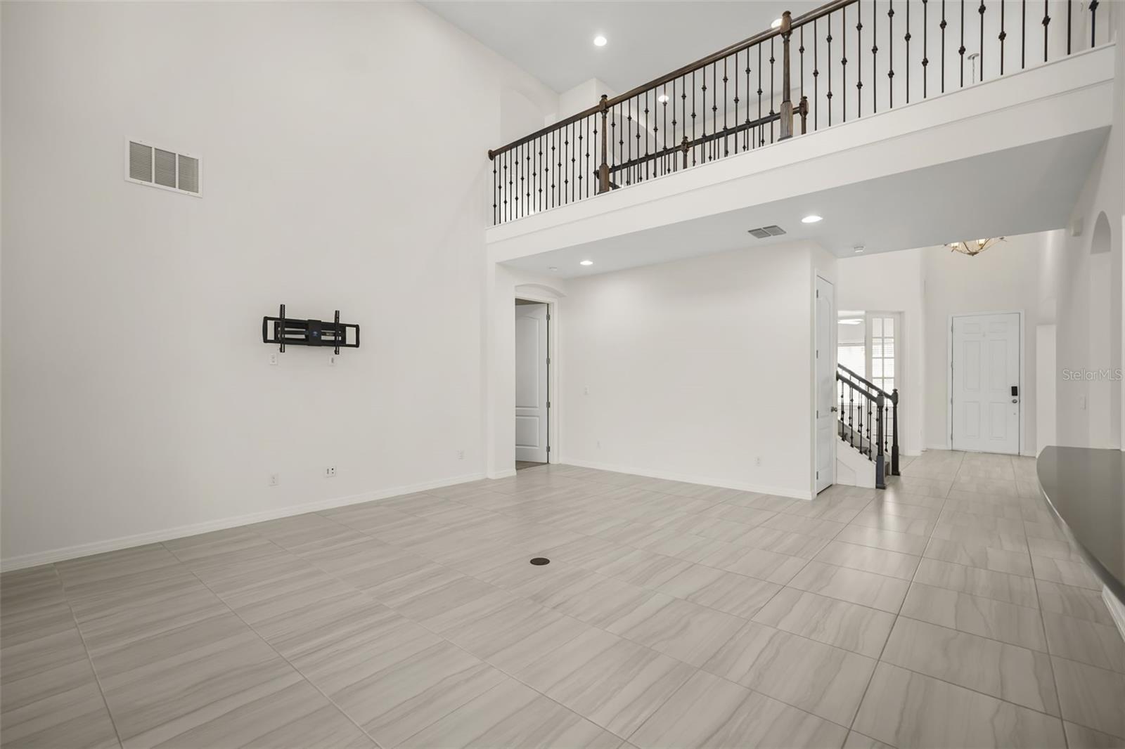 7389 JOHN HANCOCK DR