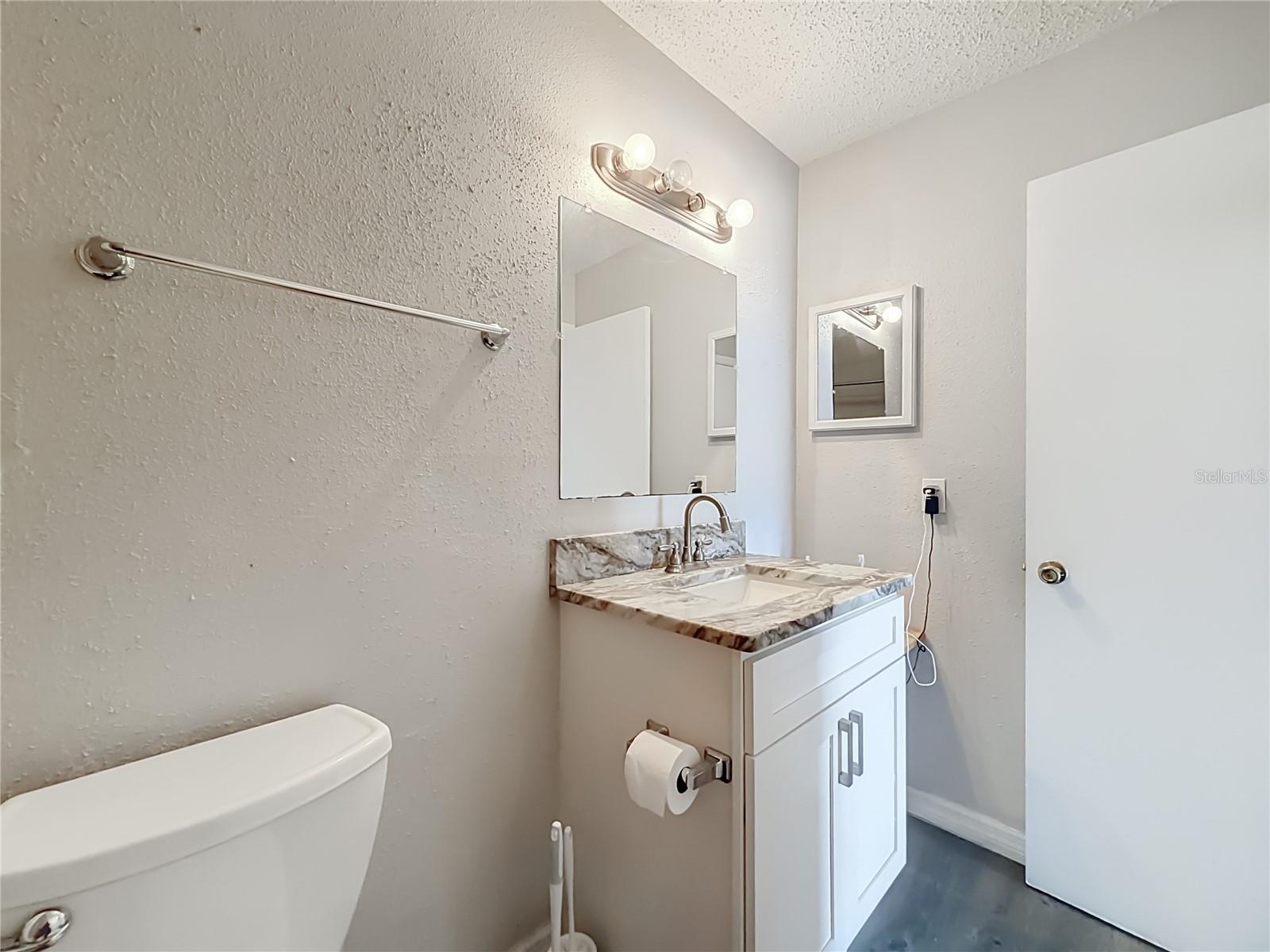 305 WYMORE RD #205