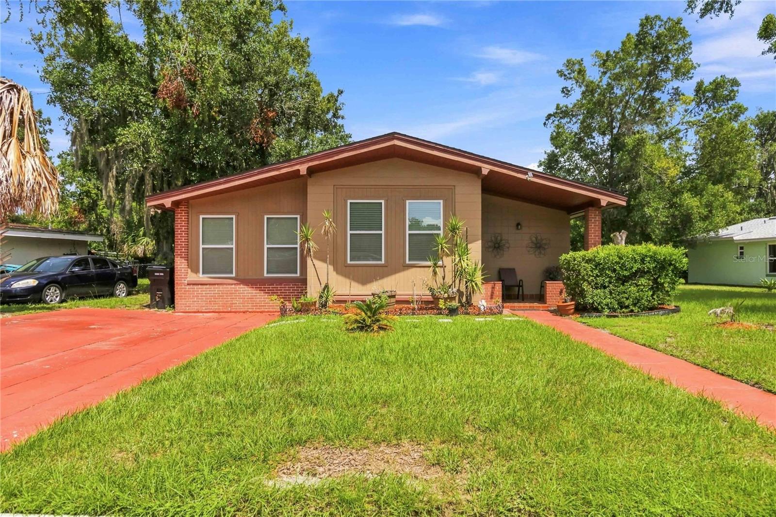 841 WOODEN BLVD