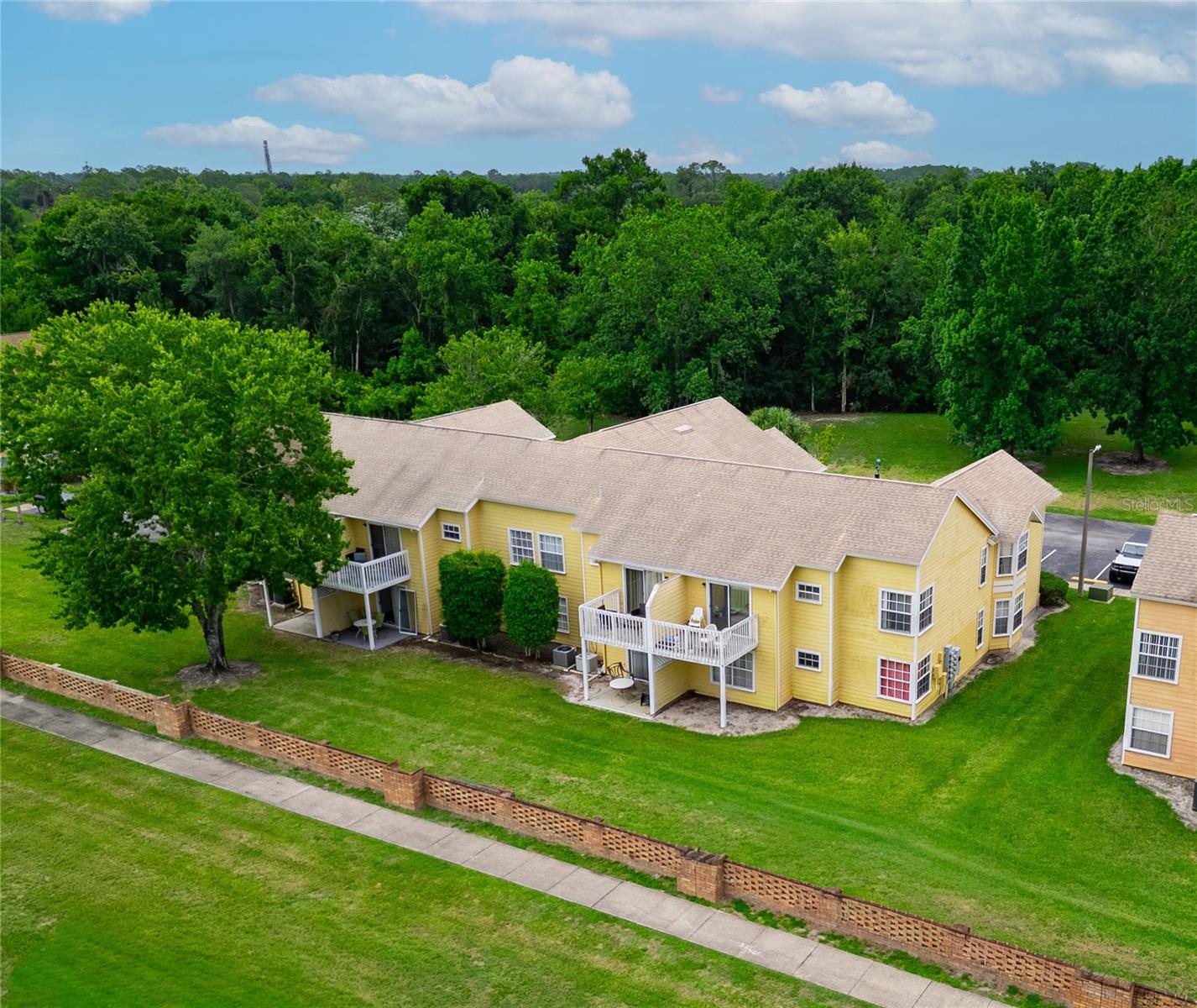 2440 SWEETWATER CLUB CIR #40