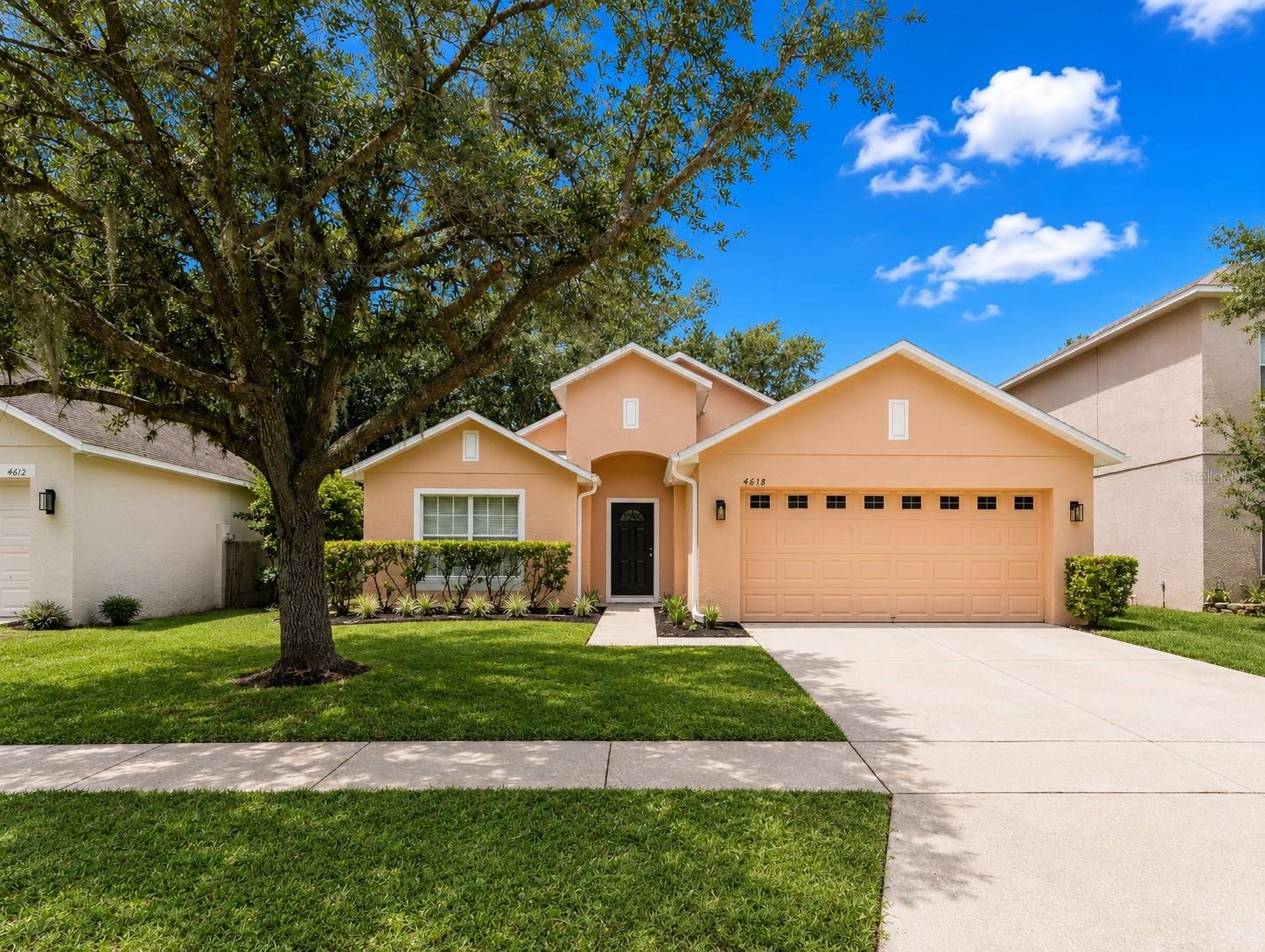 4618 AGUILA PL