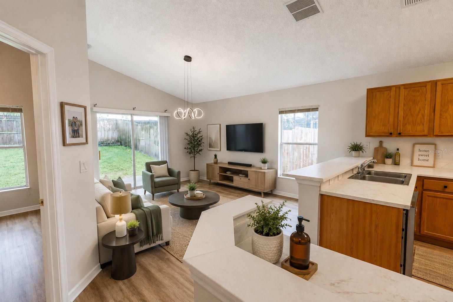 4618 AGUILA PL