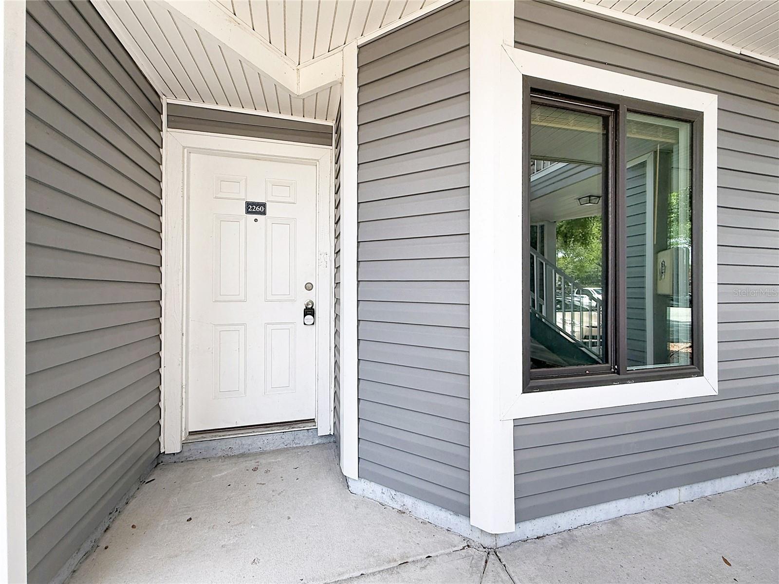 2260 GRENWICH AVE #2260