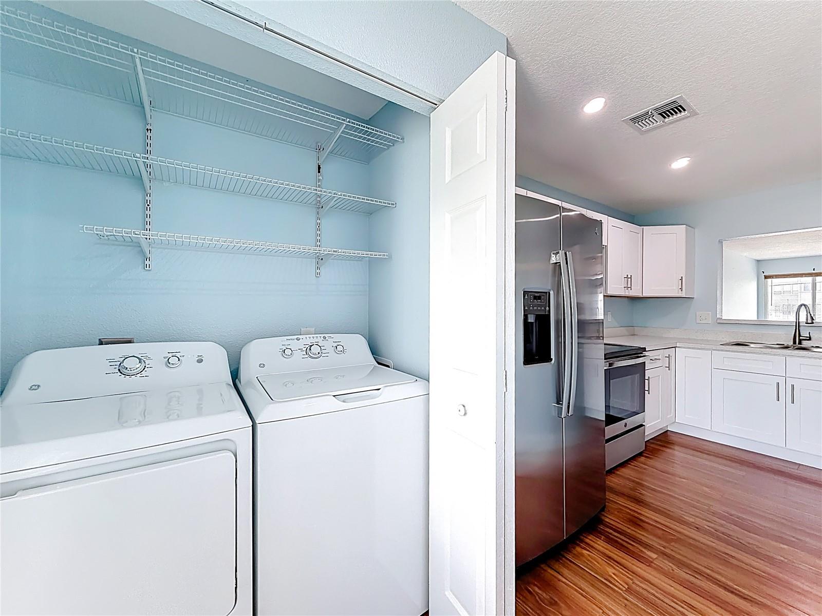 2260 GRENWICH AVE #2260