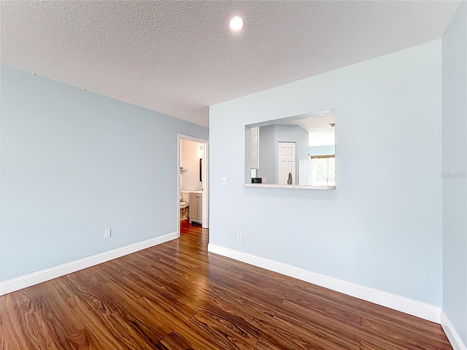 2260 GRENWICH AVE #2260