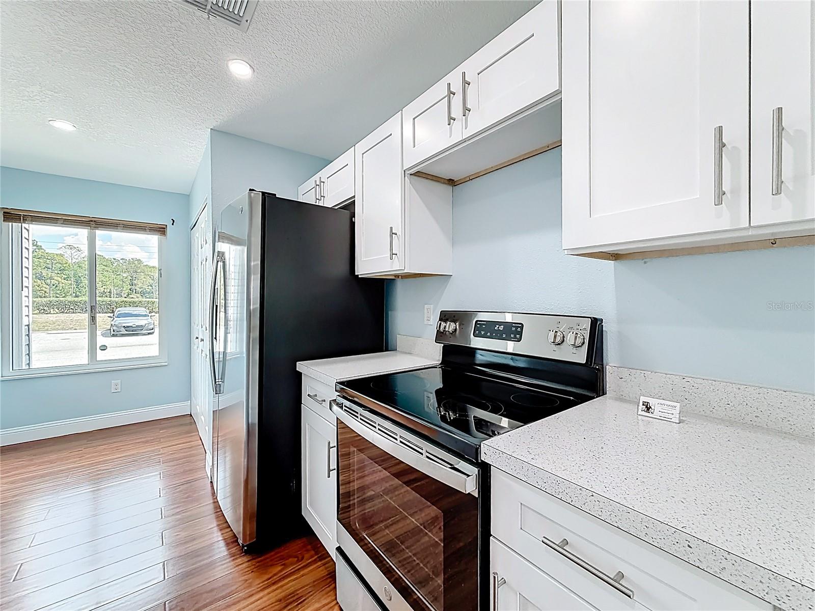 2260 GRENWICH AVE #2260