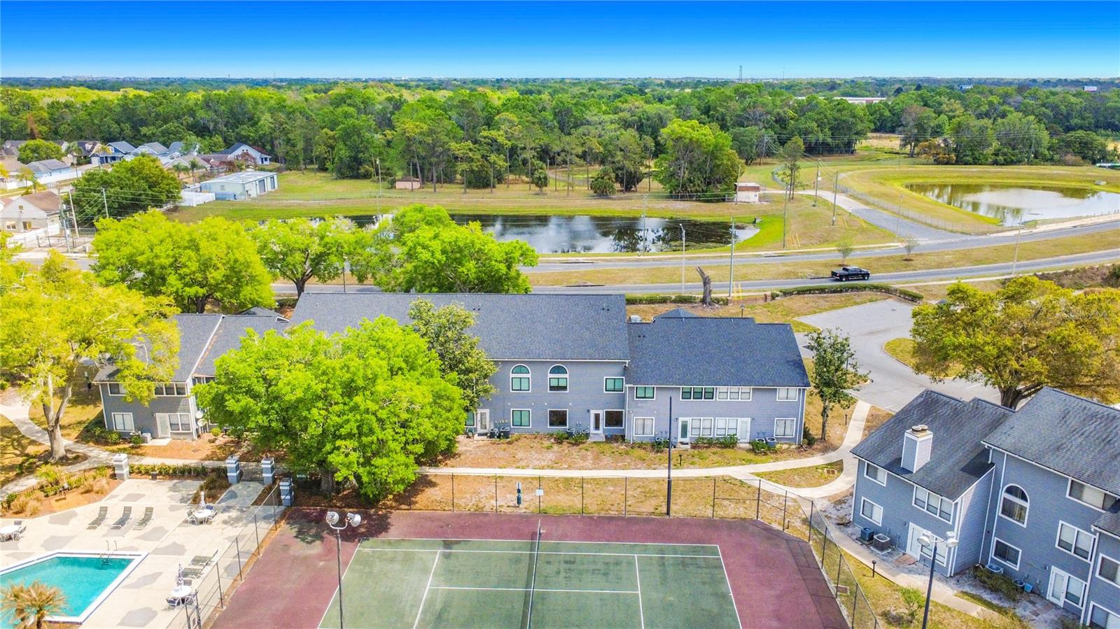 2260 GRENWICH AVE #2260