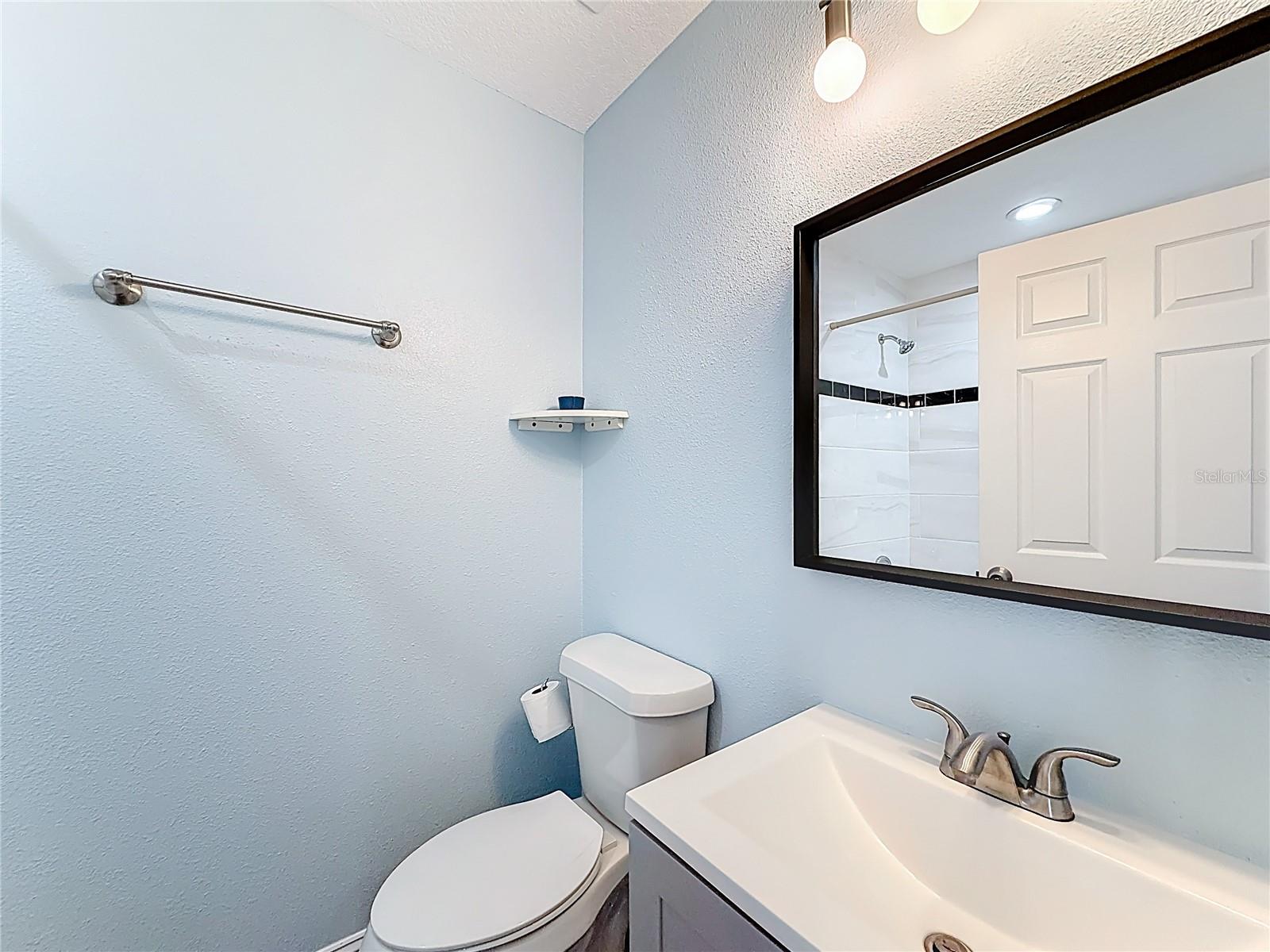 2260 GRENWICH AVE #2260
