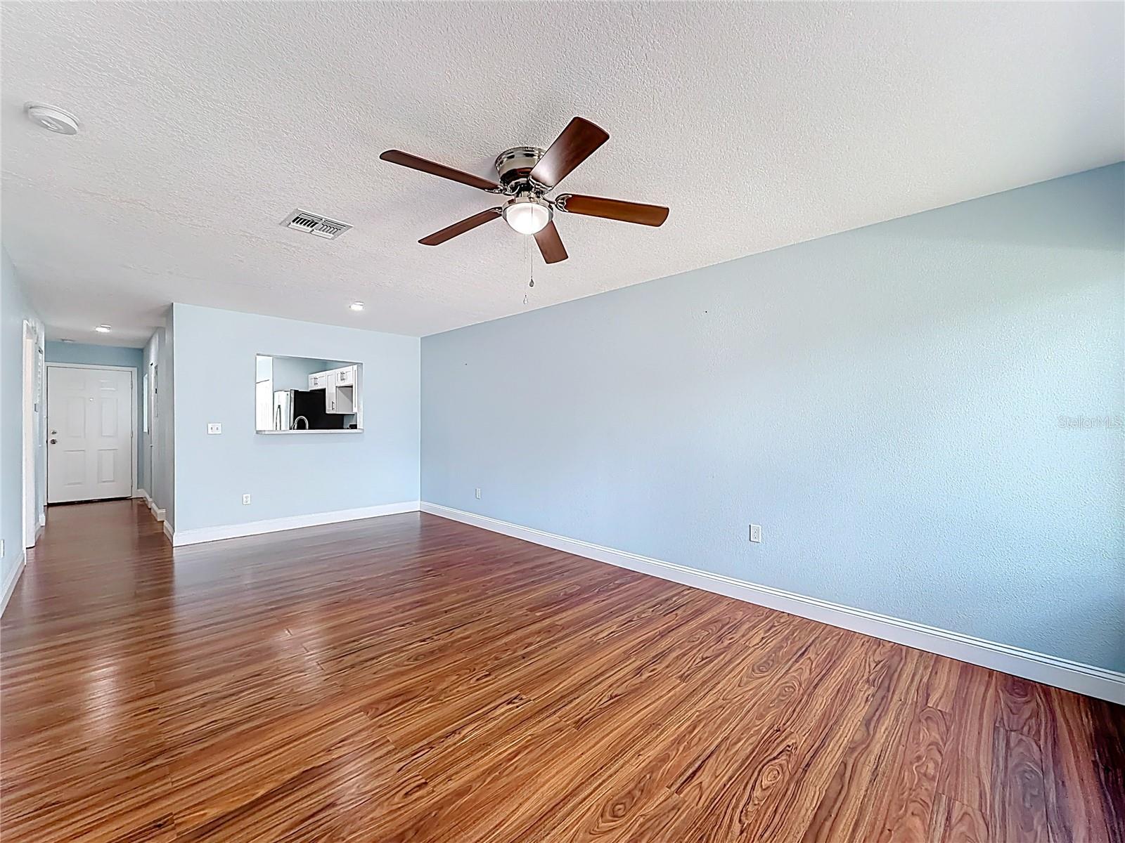 2260 GRENWICH AVE #2260