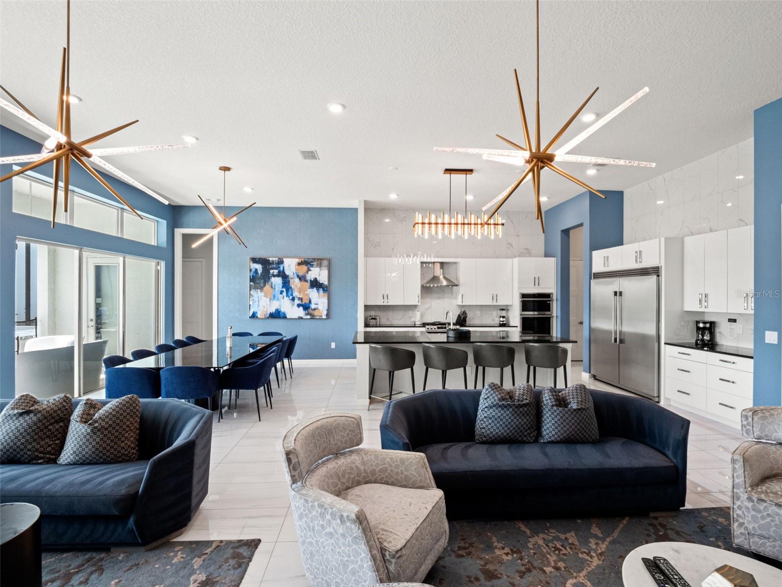1660 OAK BLOSSOM DR