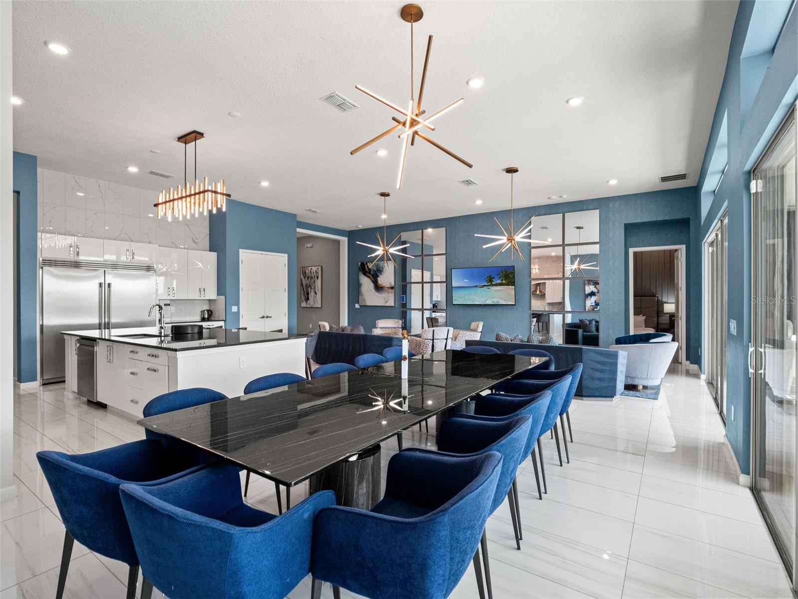 1660 OAK BLOSSOM DR