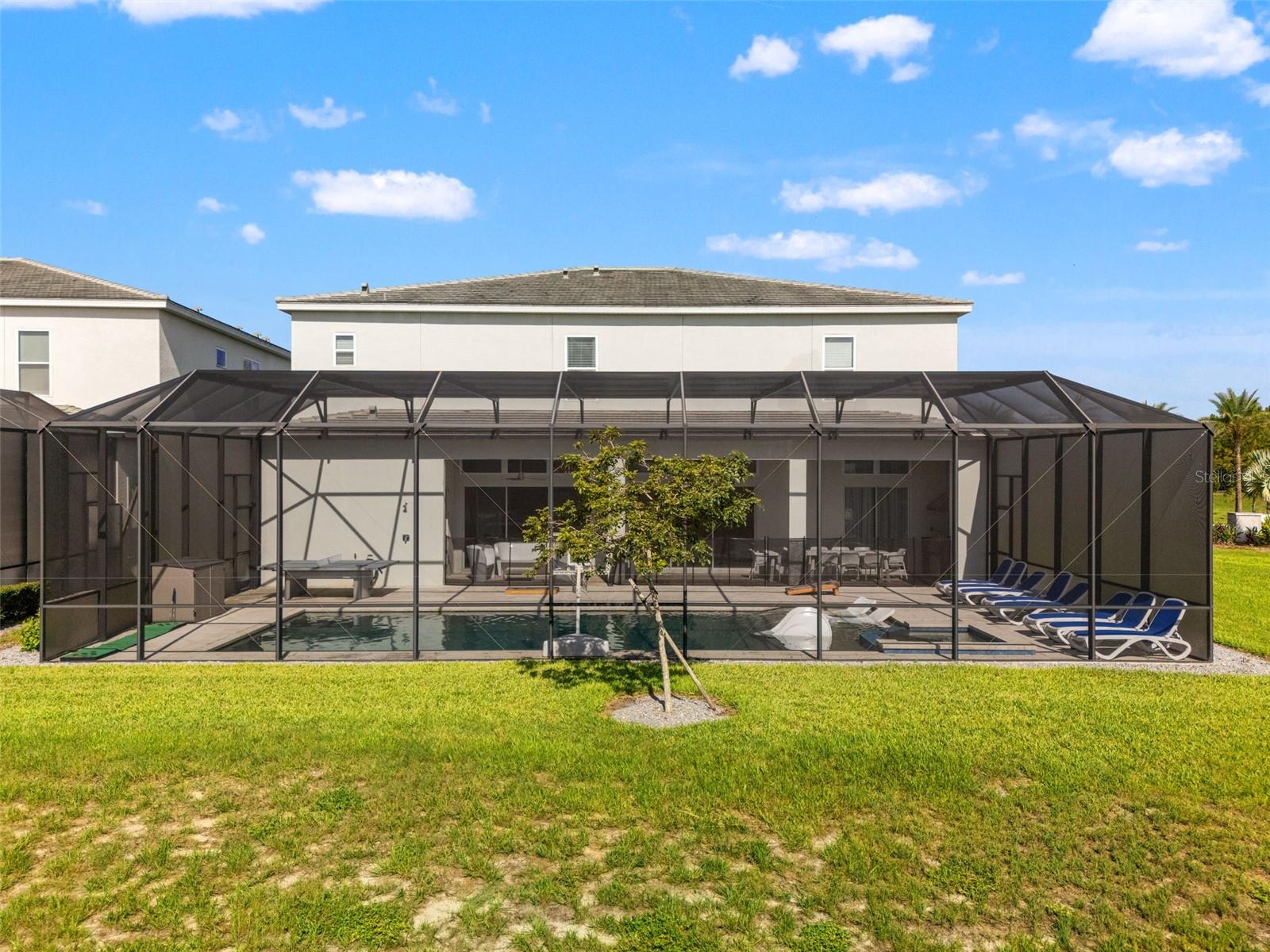 1660 OAK BLOSSOM DR