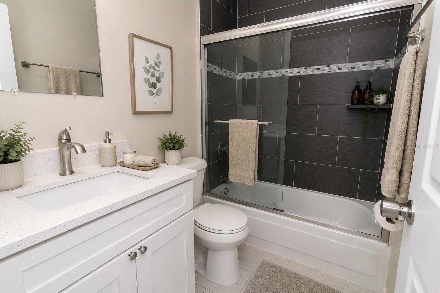 5836 PEREGRINE AVE #25E