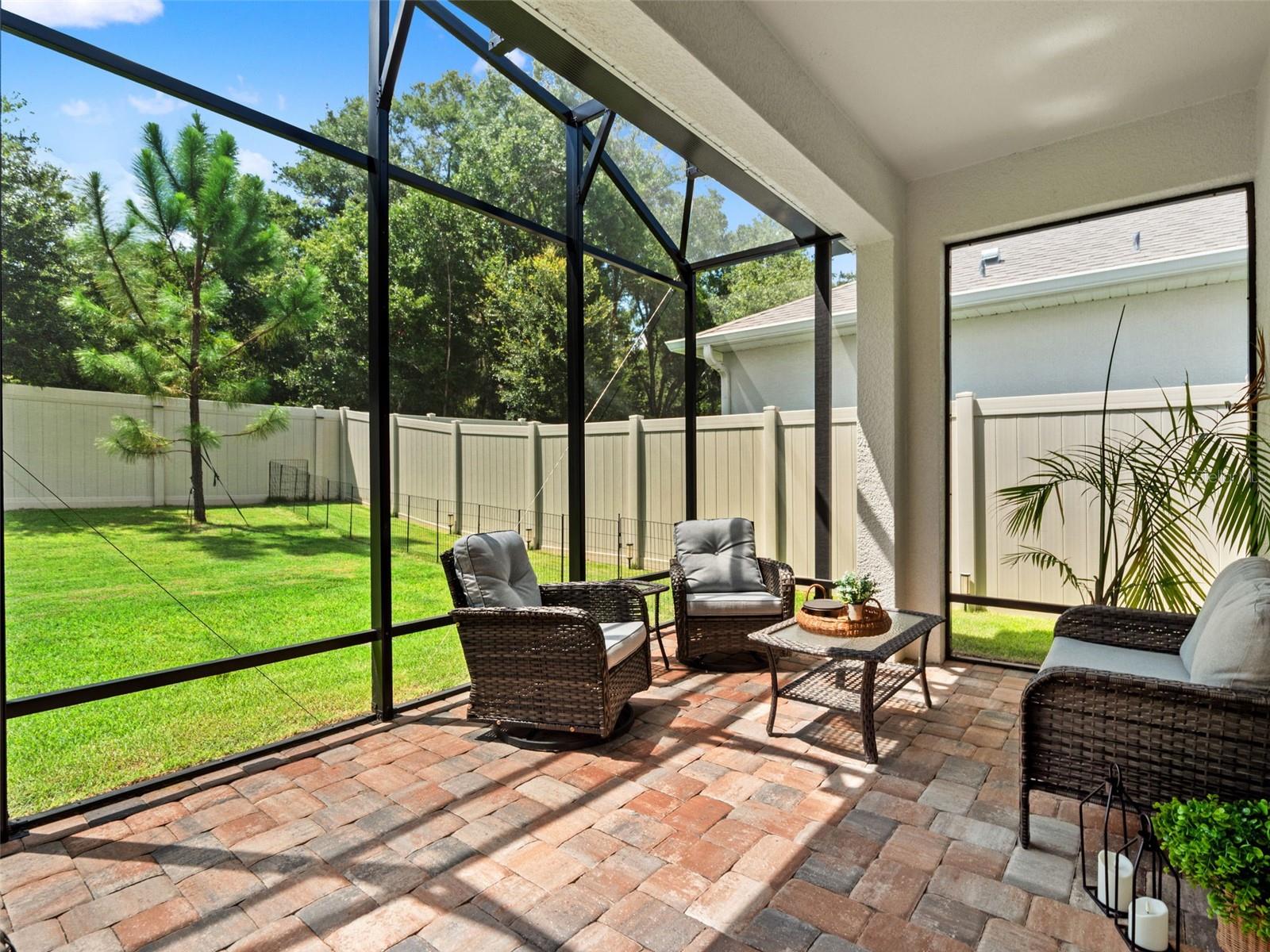 2325 SIRENA LN