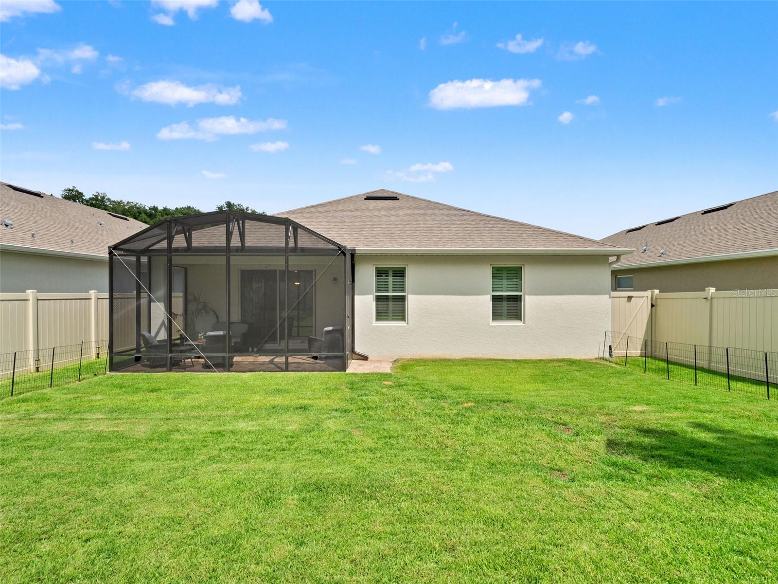 2325 SIRENA LN
