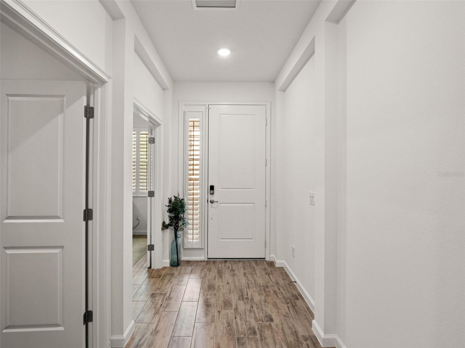 2325 SIRENA LN