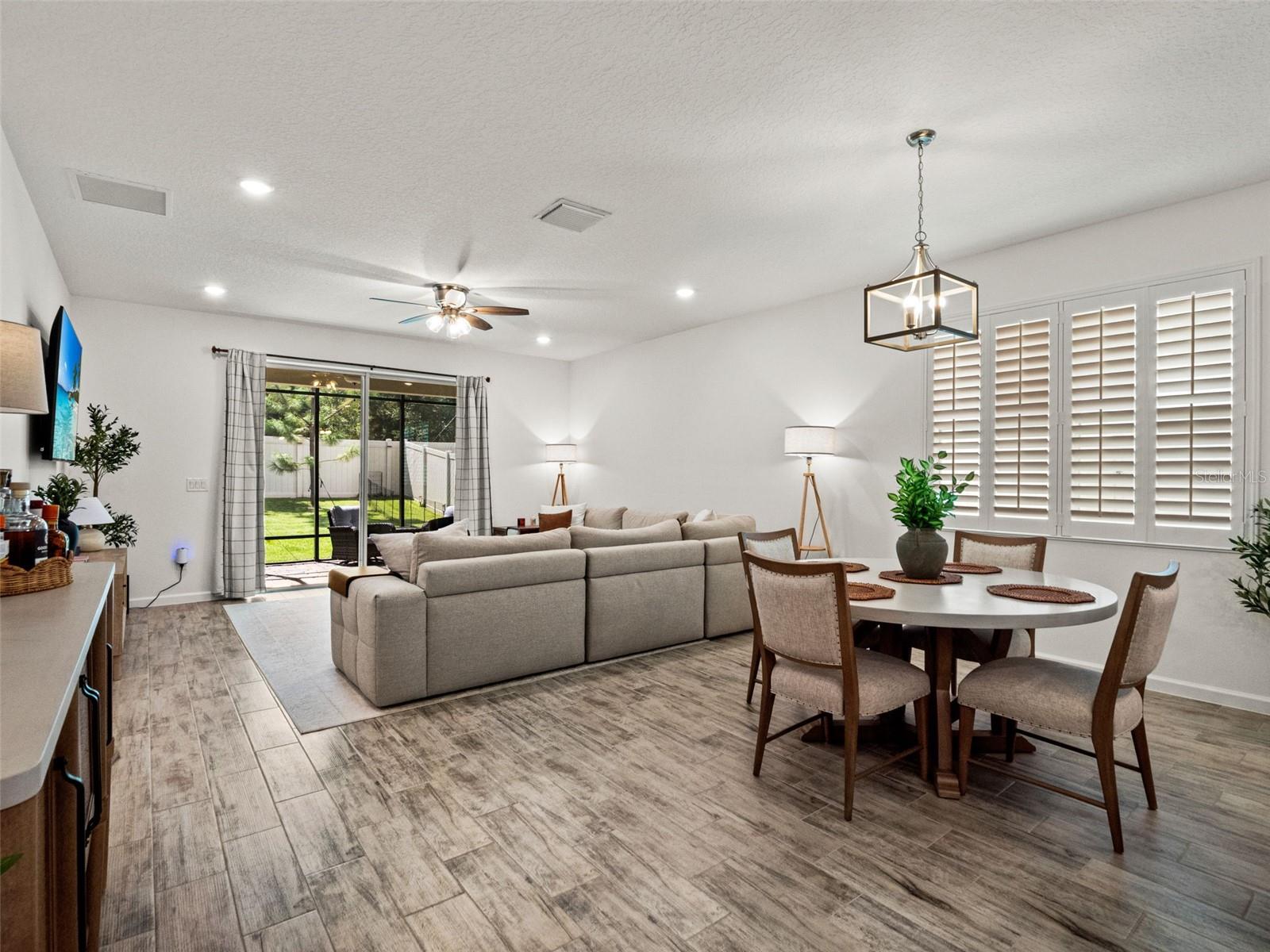 2325 SIRENA LN
