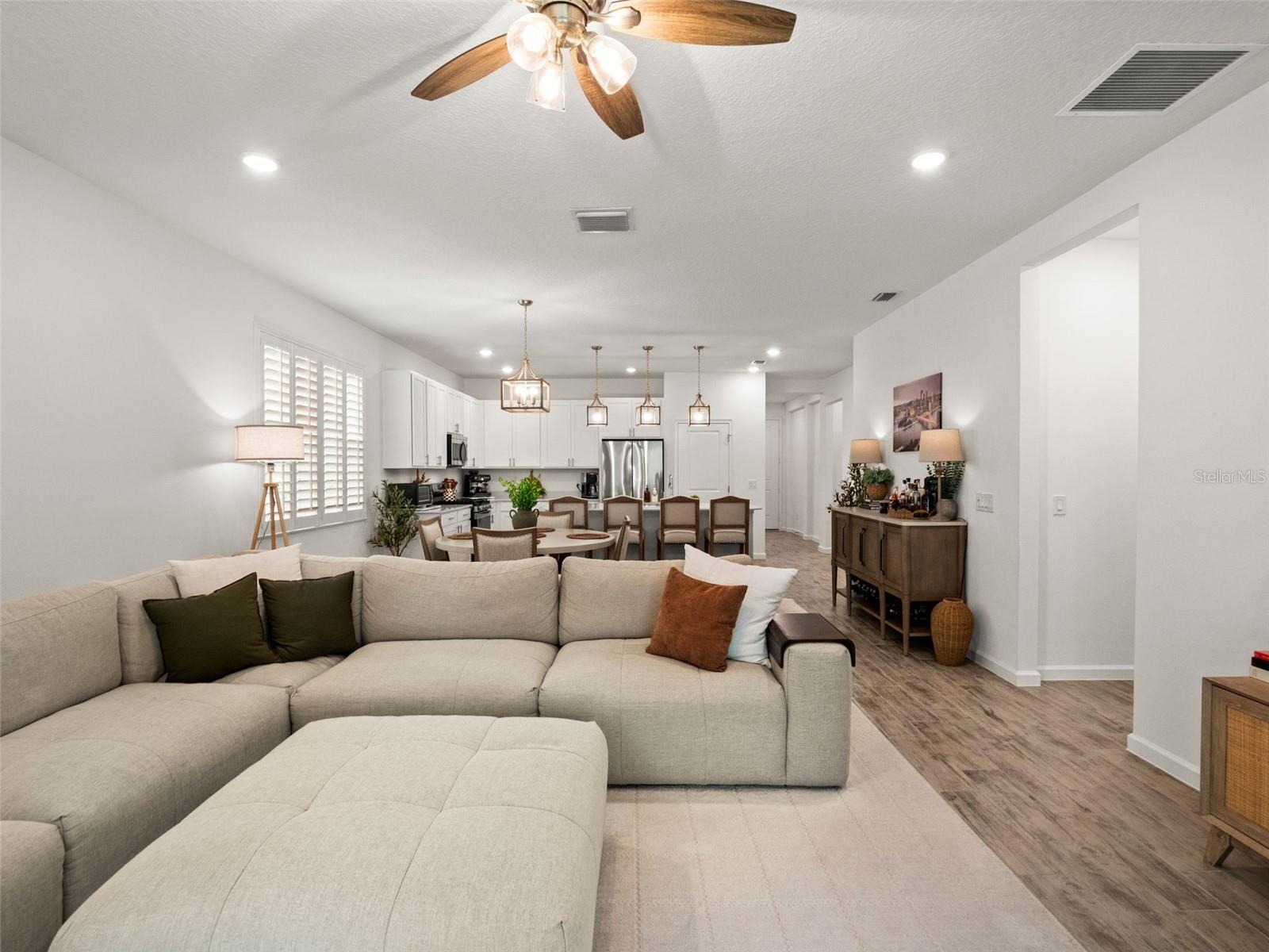 2325 SIRENA LN
