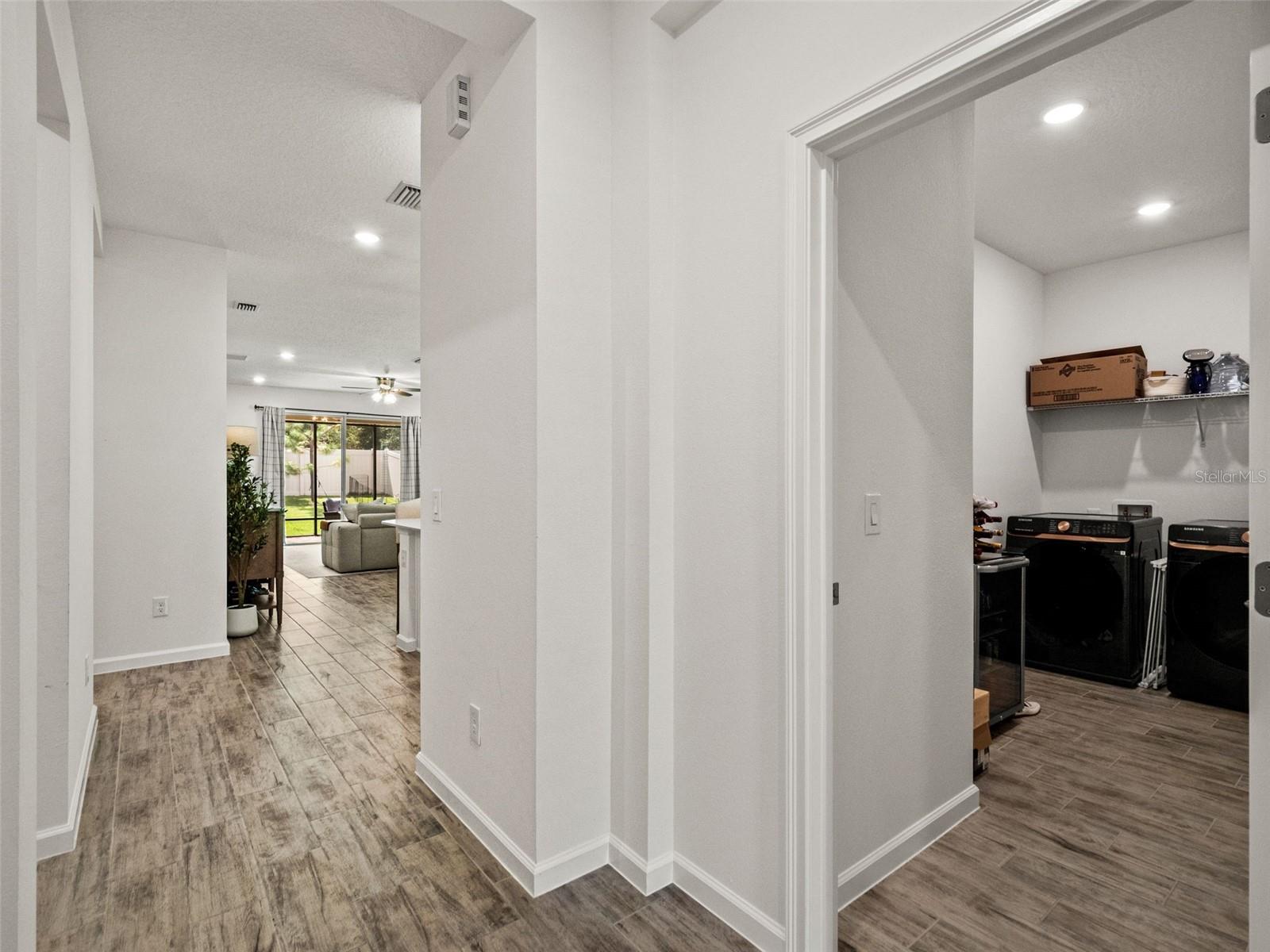 2325 SIRENA LN
