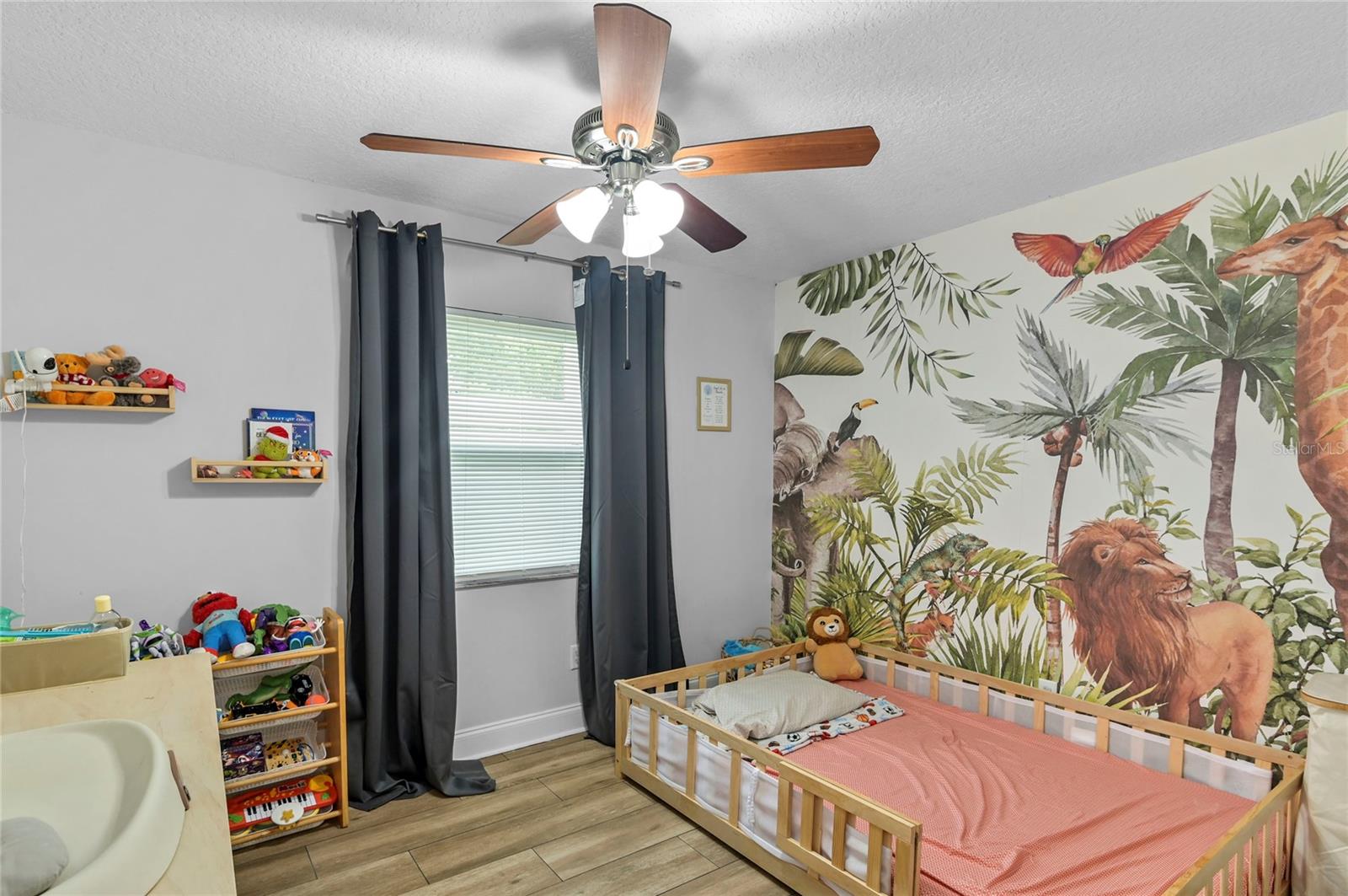 872 FALKIRK DR