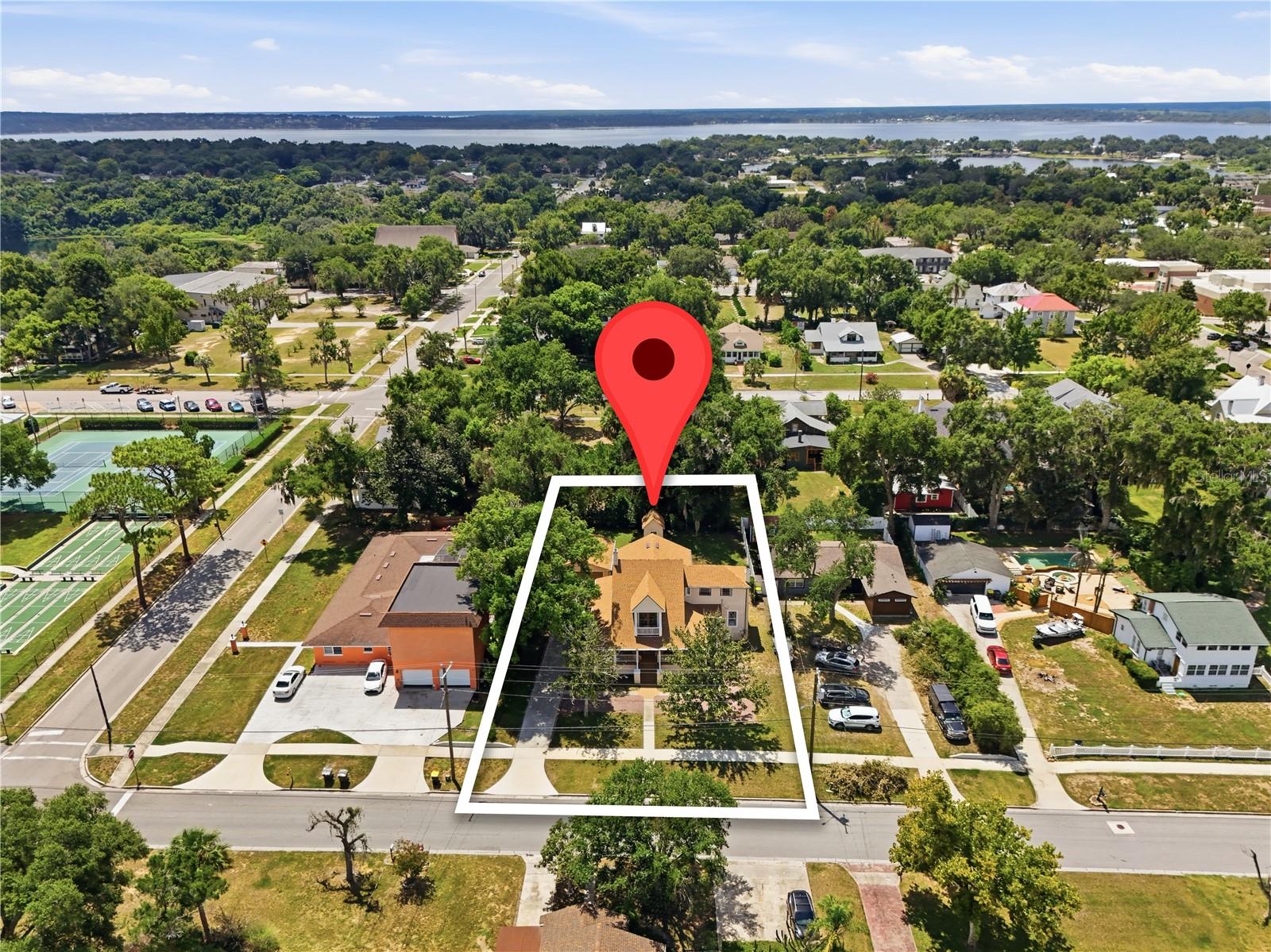 535 W OSCEOLA ST
