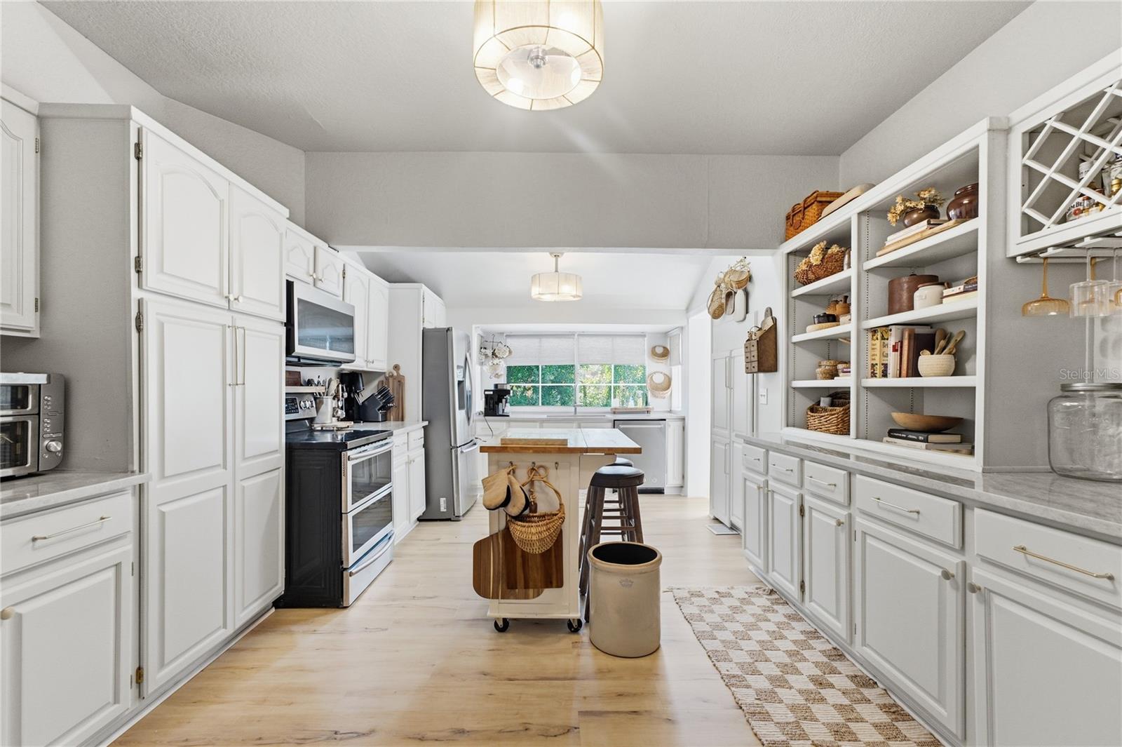 535 W OSCEOLA ST
