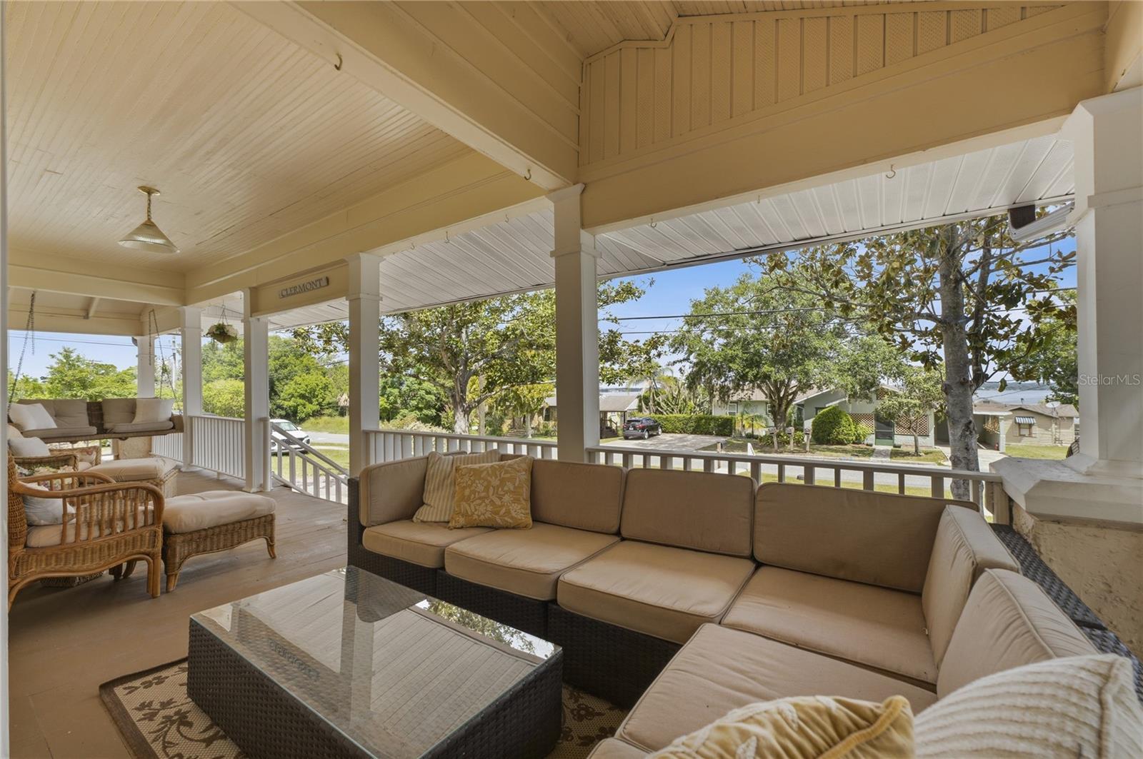 535 W OSCEOLA ST