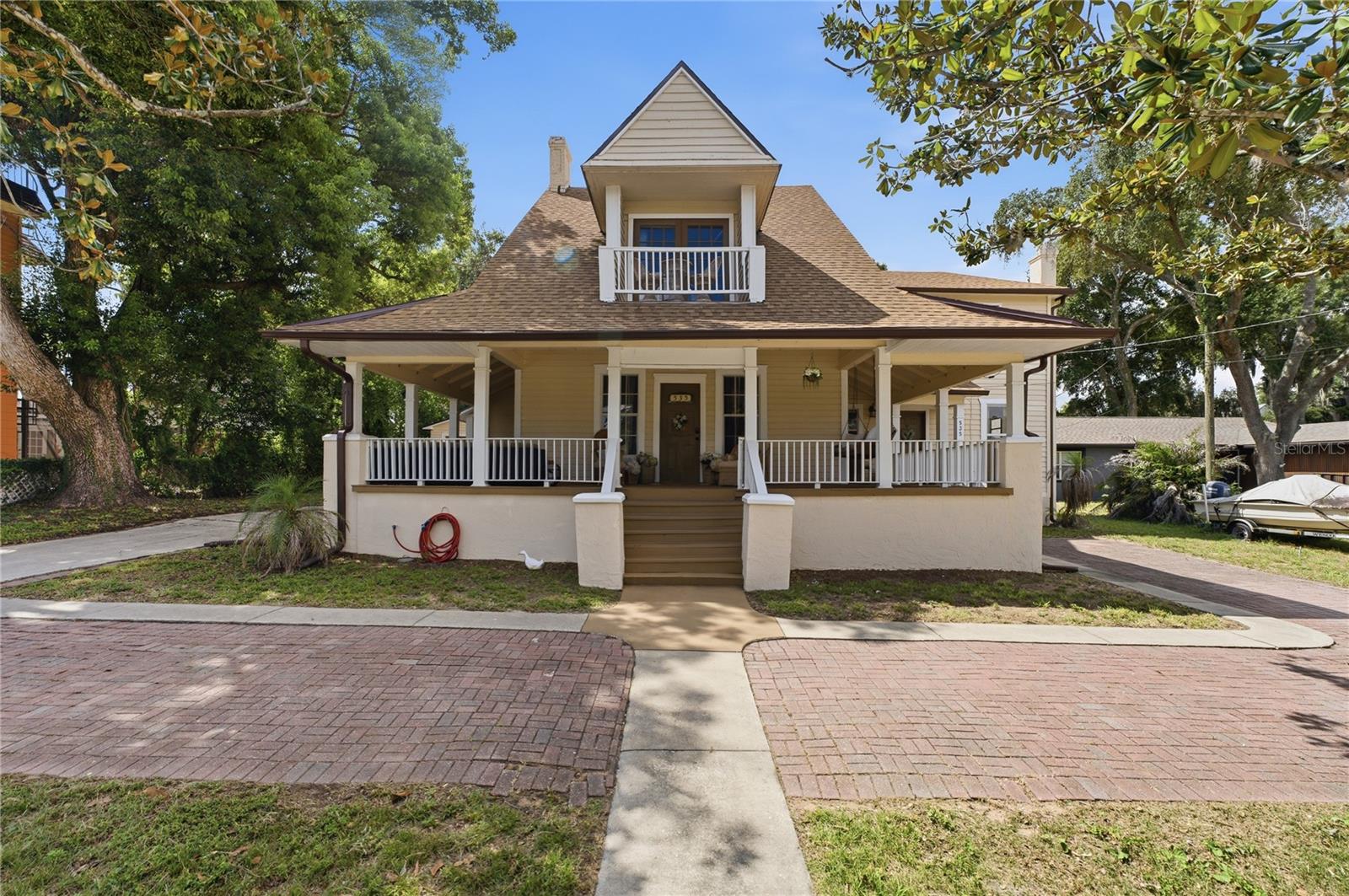 535 W OSCEOLA ST