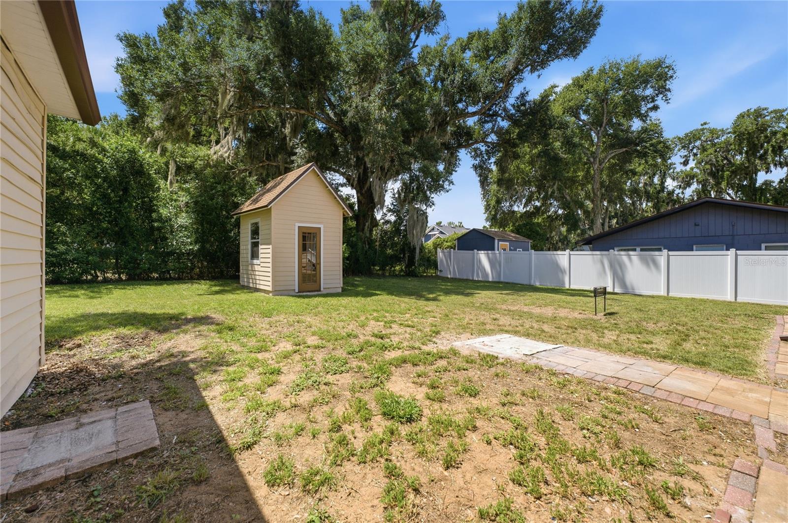 535 W OSCEOLA ST