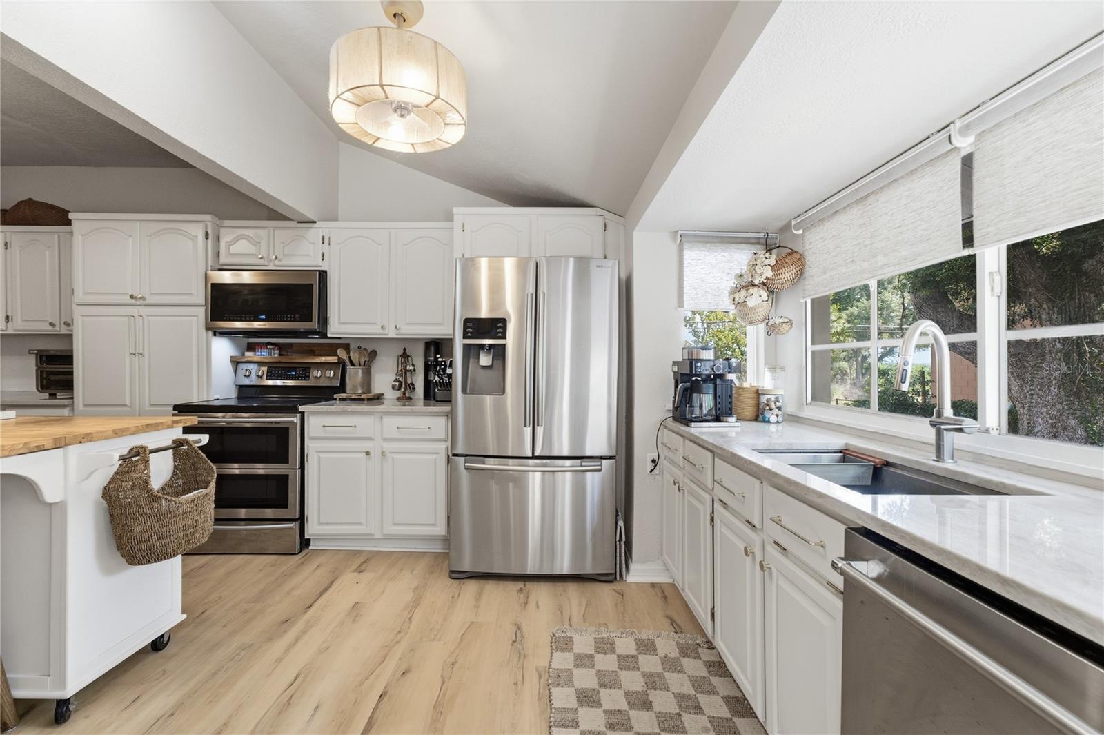 535 W OSCEOLA ST