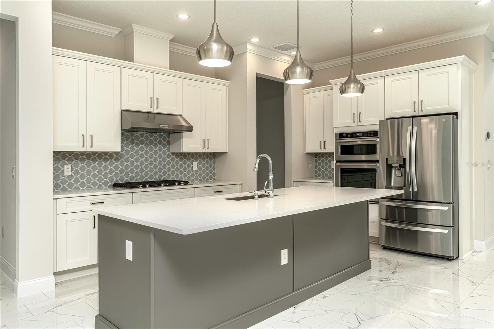 10152 ROYAL ISLAND CT