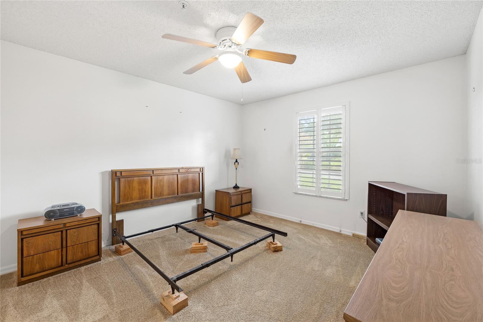 5300 DOVER VILLAGE LN #4