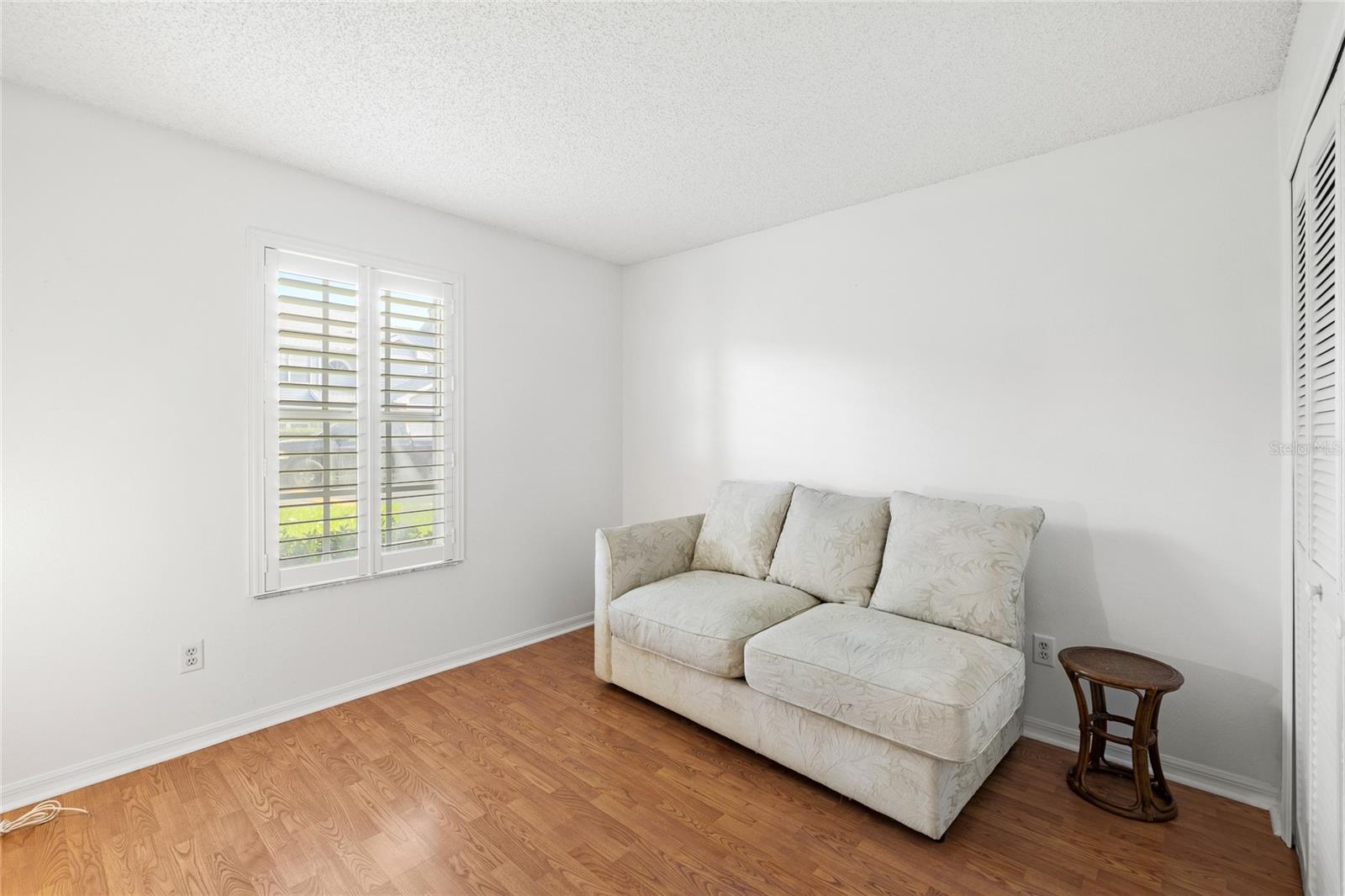 5300 DOVER VILLAGE LN #4