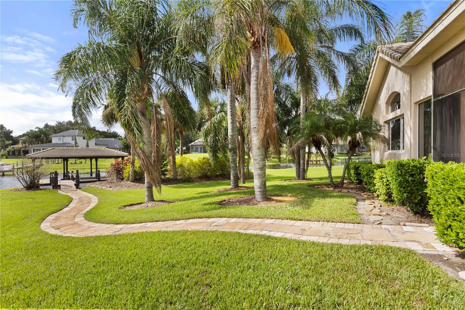 2113 WATER KEY DR