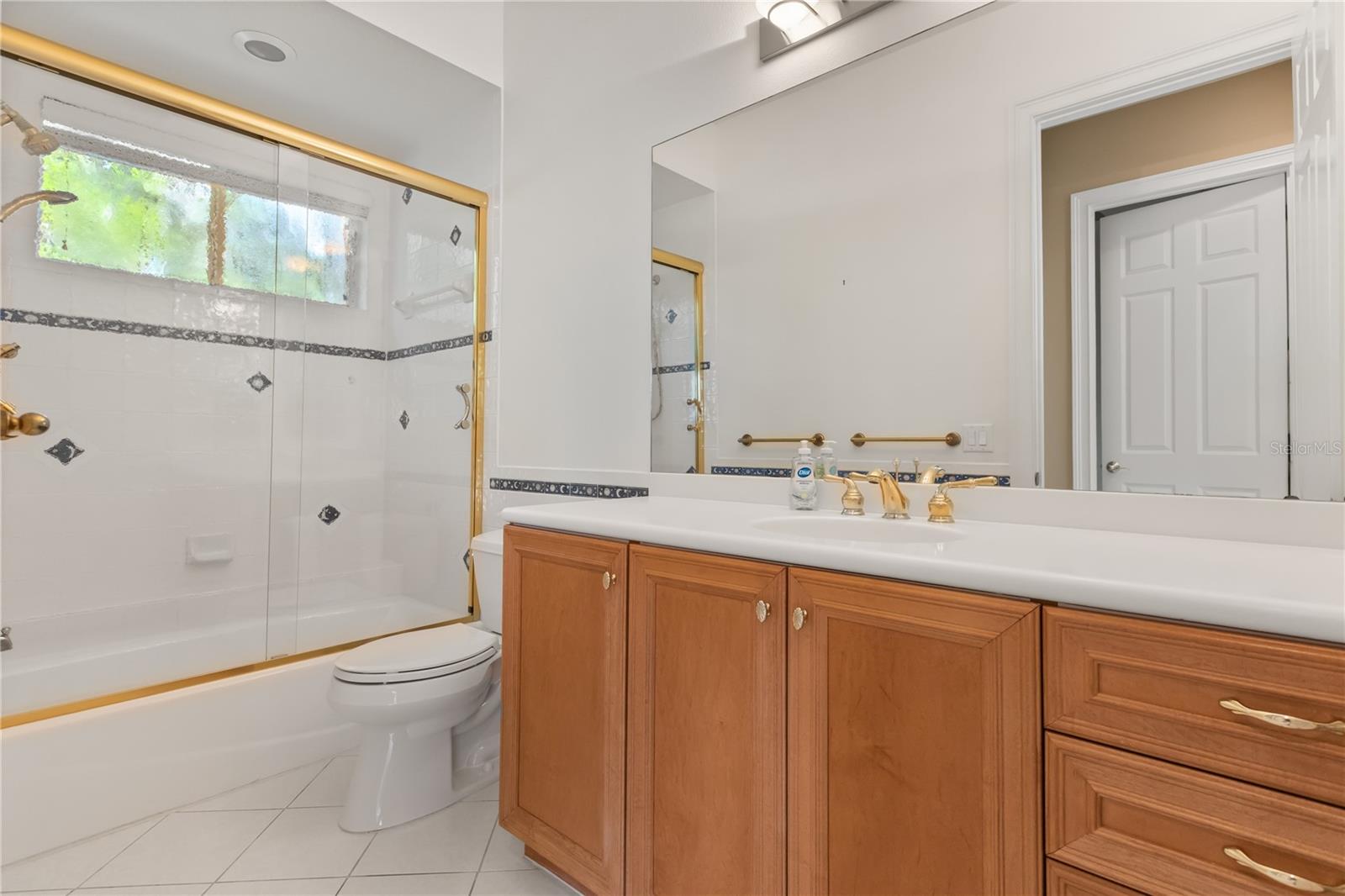 2113 WATER KEY DR