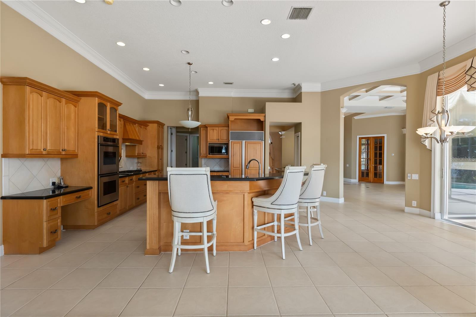2113 WATER KEY DR