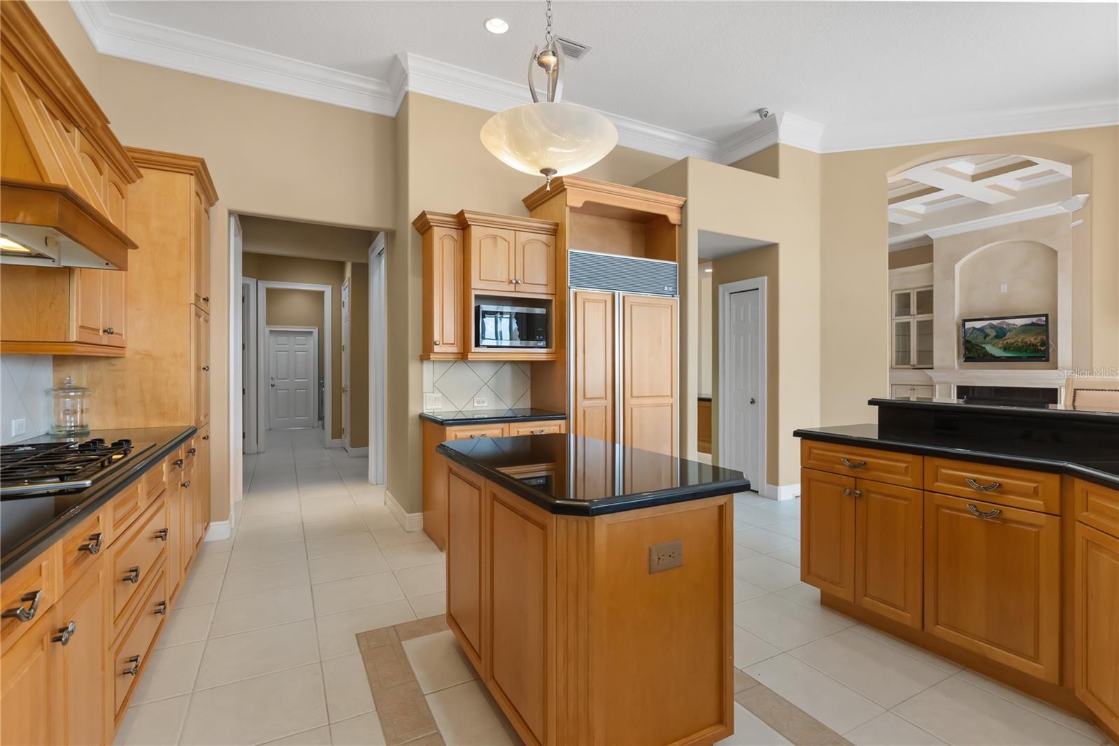 2113 WATER KEY DR