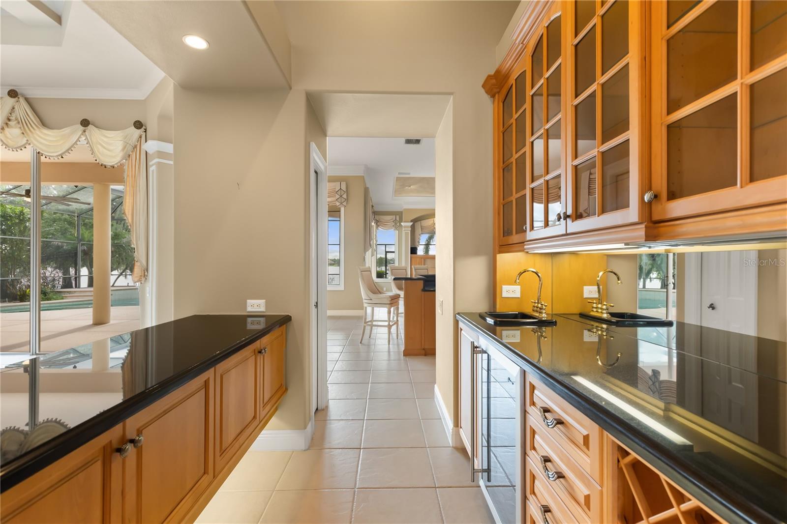 2113 WATER KEY DR