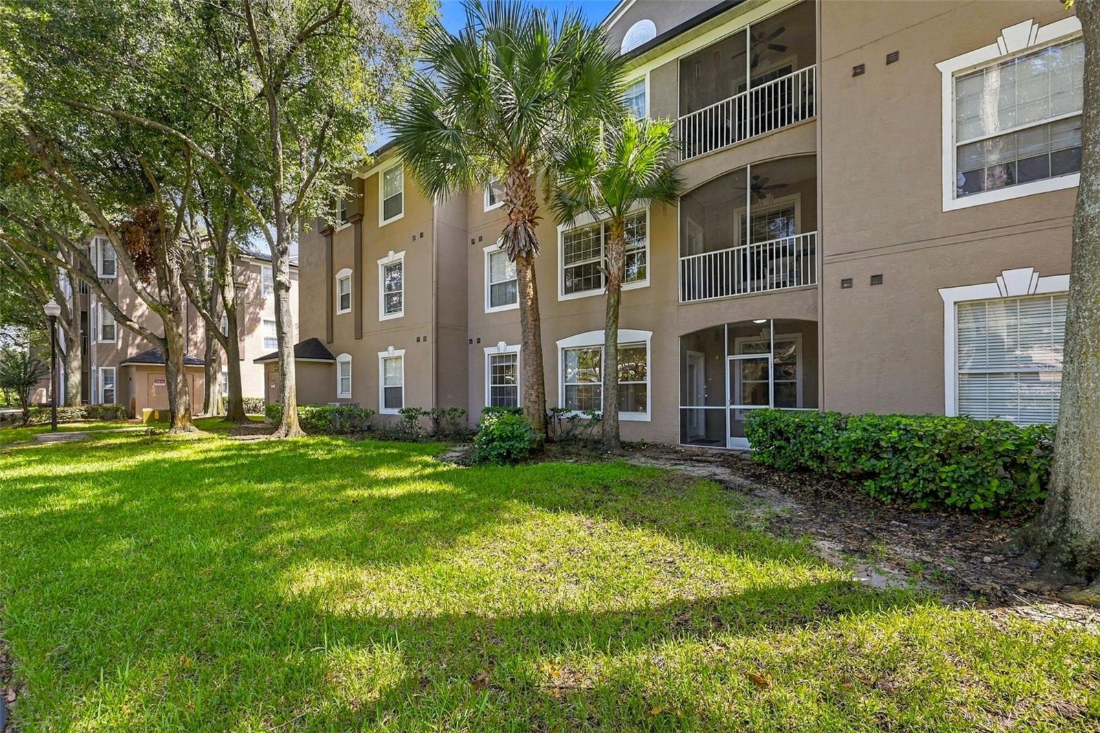 7135 YACHT BASIN AVE #211
